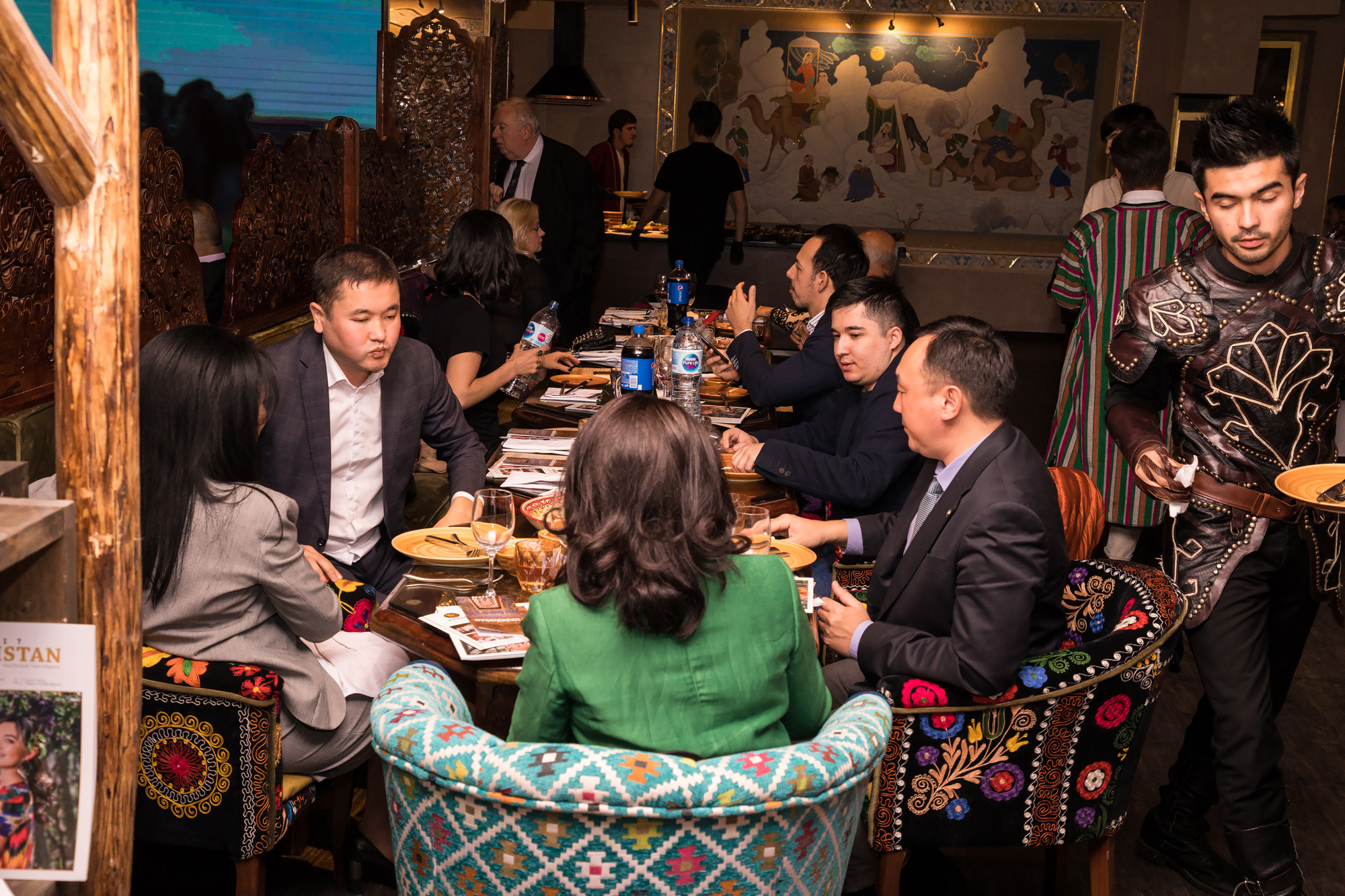 Презентация нового журнала Визит Узбекистан. Семейный, детский, репортажный фотограф в Ташкенте Елена Аллабергенова