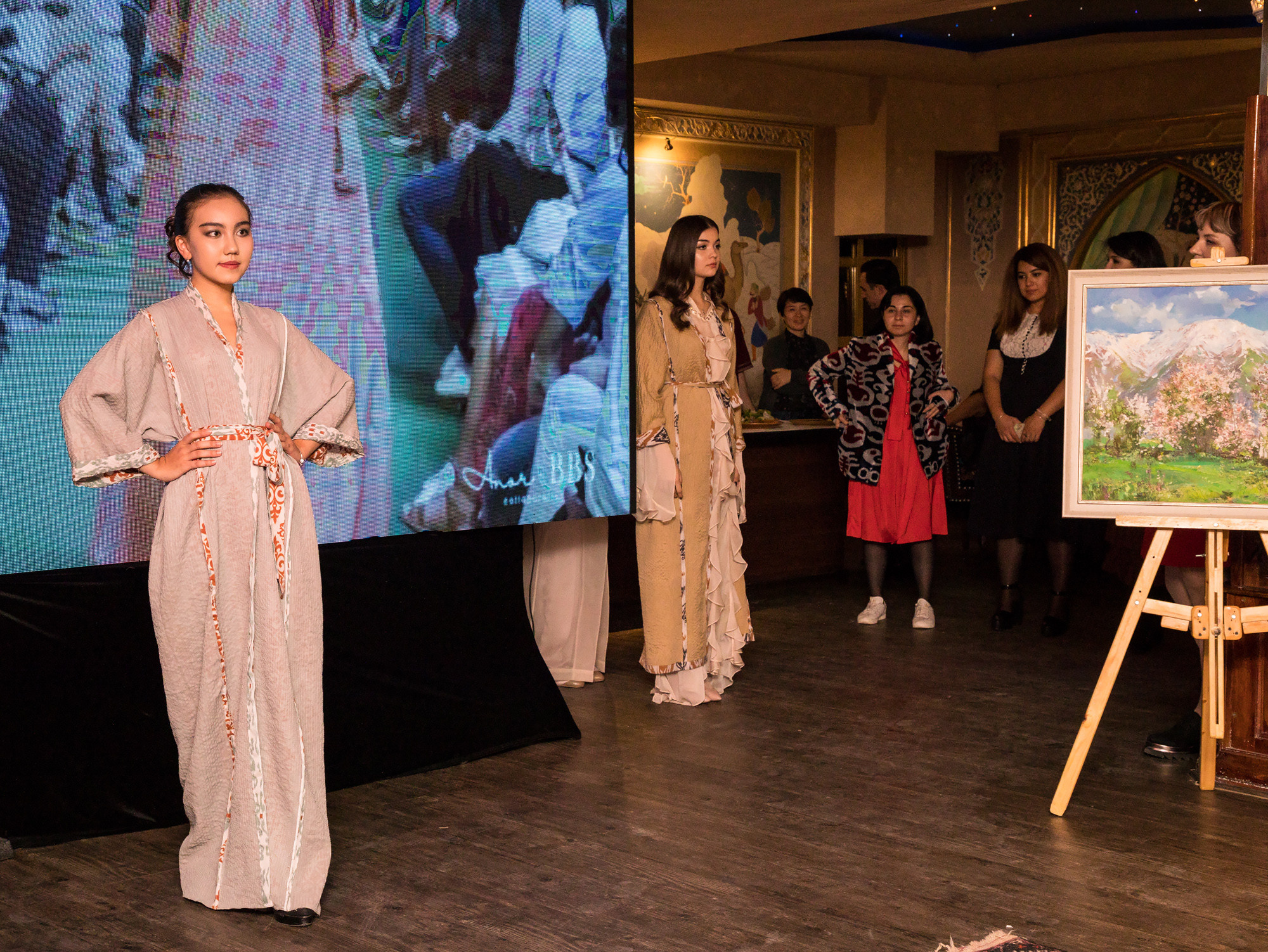 Презентация нового журнала Визит Узбекистан. Семейный, детский, репортажный фотограф в Ташкенте Елена Аллабергенова