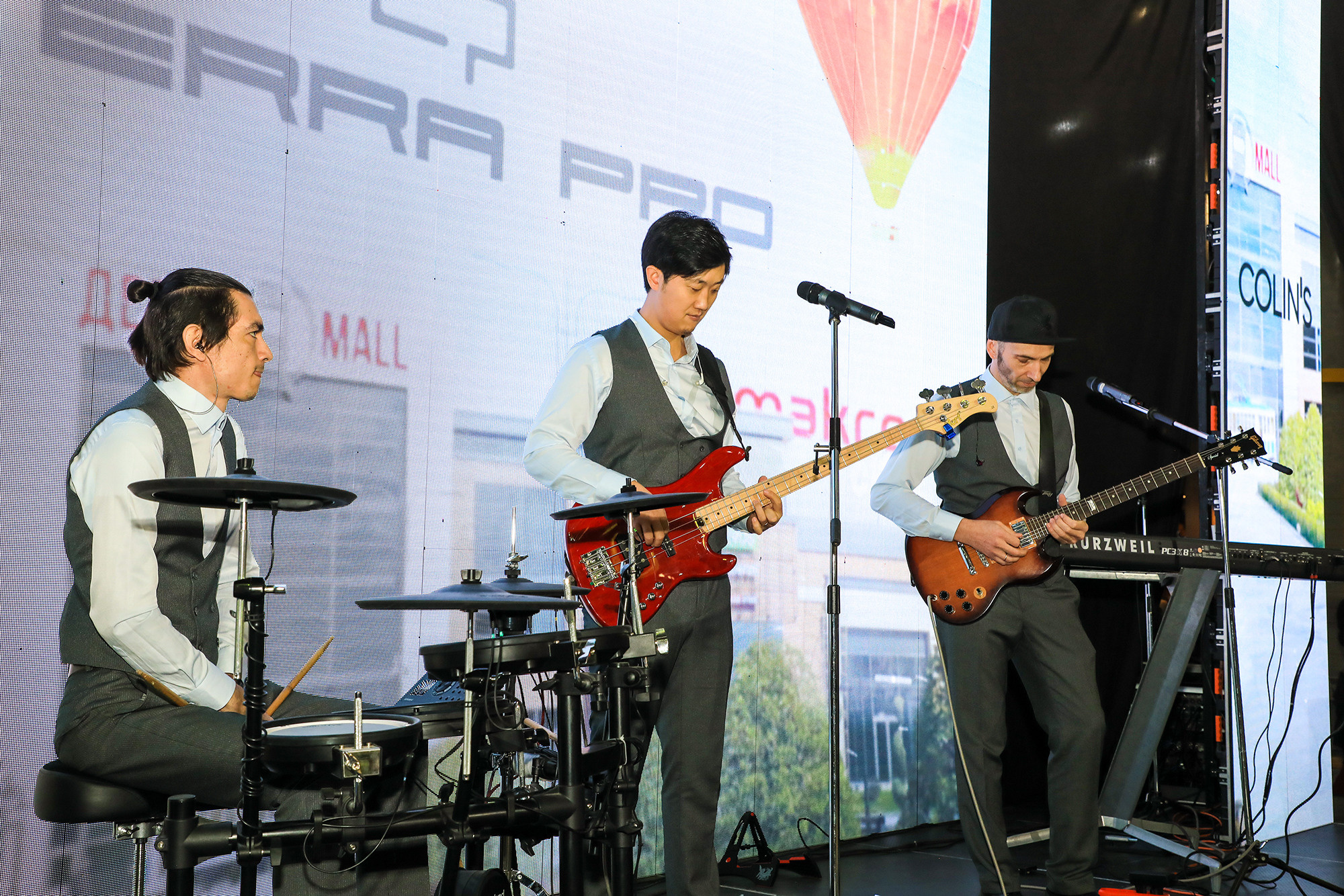 Открытие Депо Молл. Семейный, детский, репортажный фотограф в Ташкенте Елена Аллабергенова