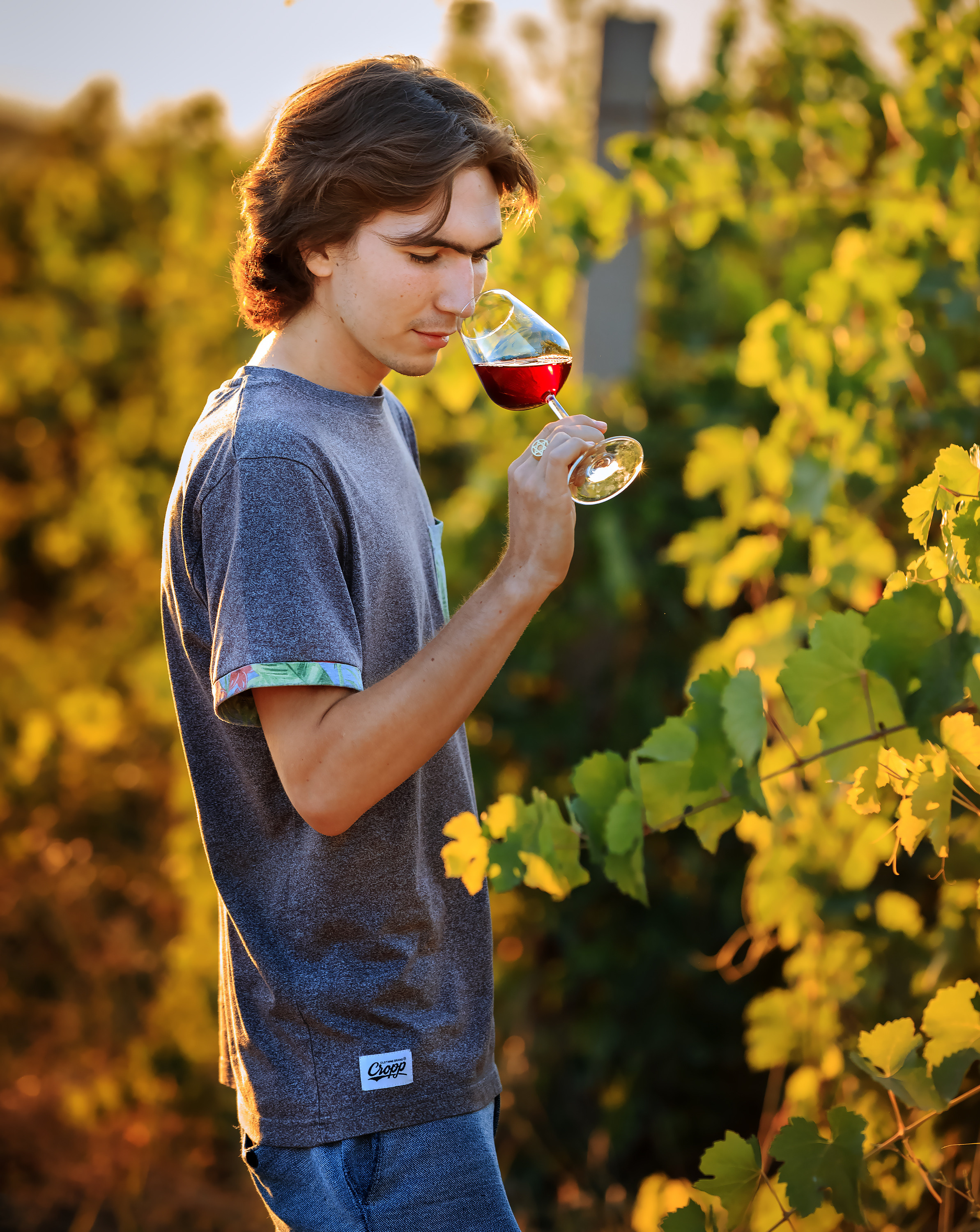 Тематическая фотосессия для талантливого молодого винодела. Семейный, детский, репортажный фотограф в Ташкенте Елена Аллабергенова