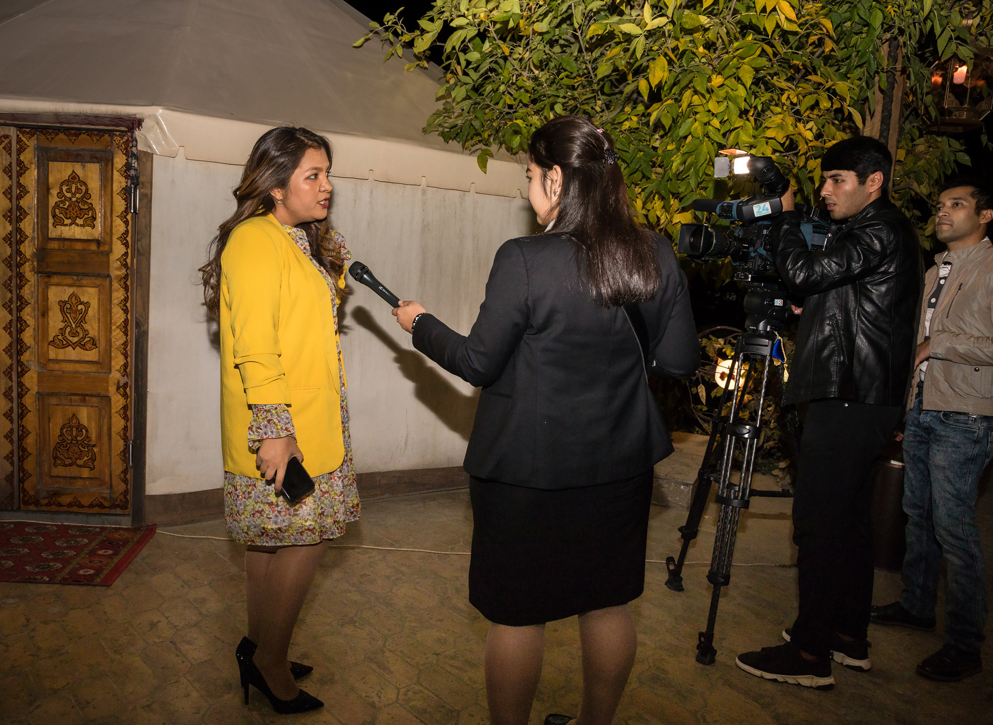 Презентация нового журнала Визит Узбекистан. Семейный, детский, репортажный фотограф в Ташкенте Елена Аллабергенова