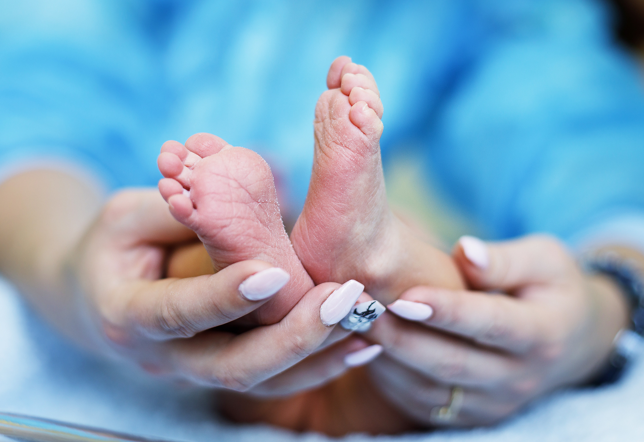 Вот такая выписка из роддома. Ньюборн без прикрас. Память на всю жизнь. Семейный, детский, репортажный фотограф в Ташкенте Елена Аллабергенова