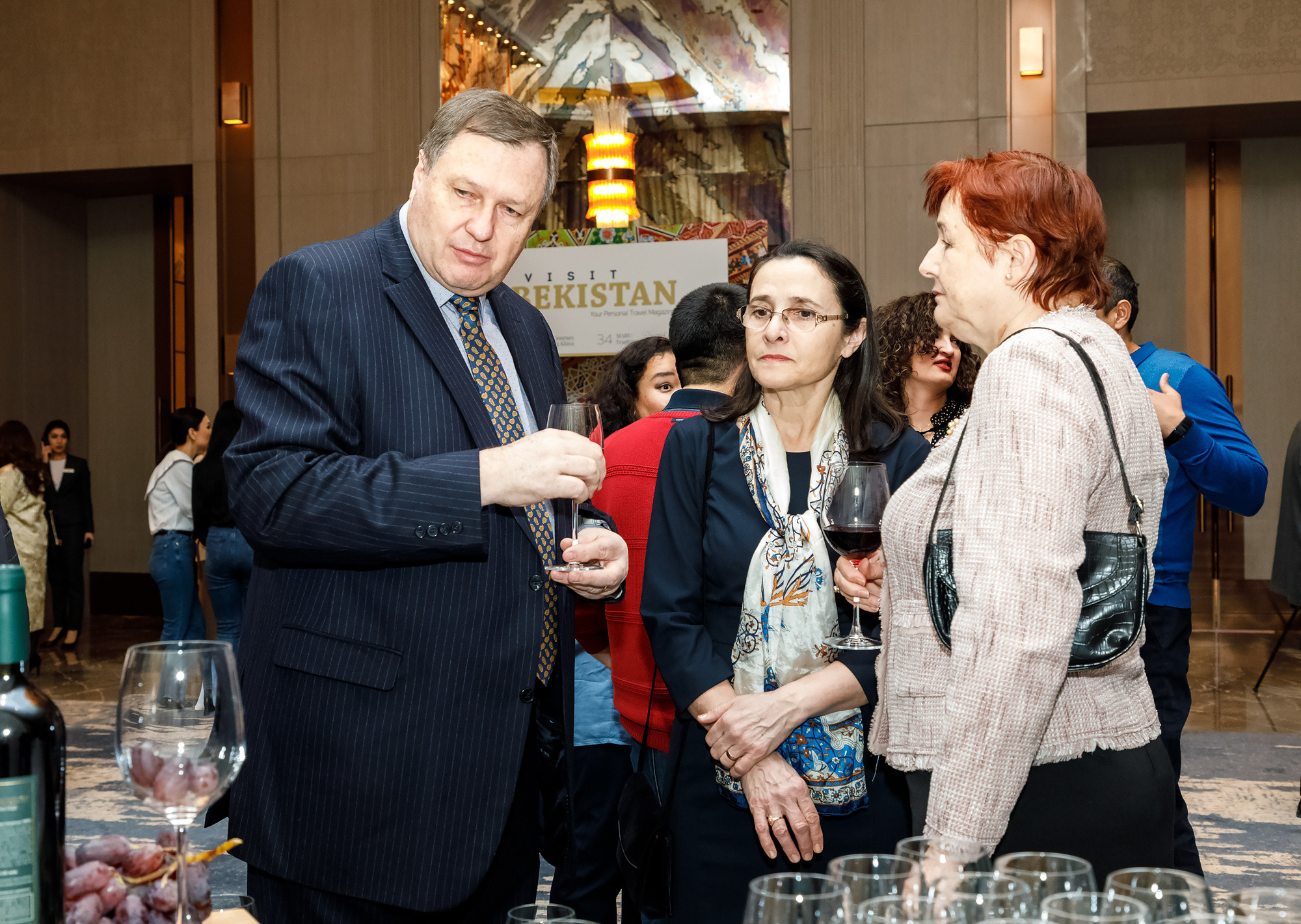 Презентация очередного выпуска журнала Визит Узбекистан. Семейный, детский, репортажный фотограф в Ташкенте Елена Аллабергенова