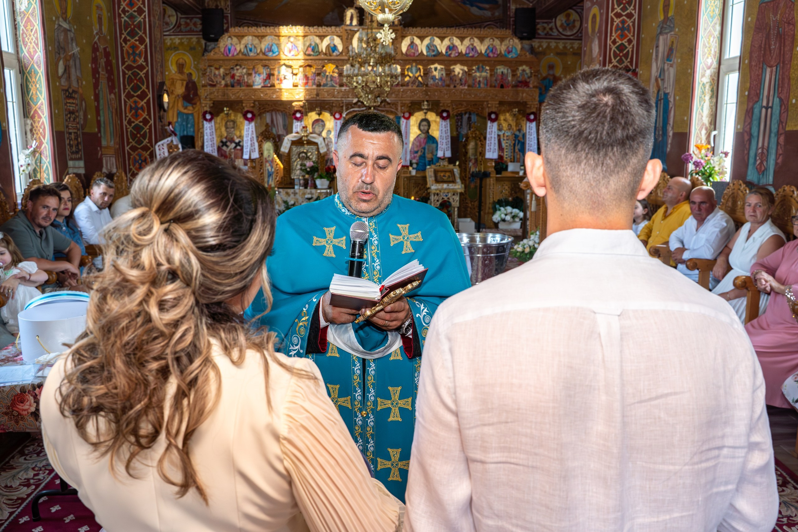 Botez Filip Andrei. Adelinne — fotograf profesionist în Constanța pentru familii, bebeluși și evenimente