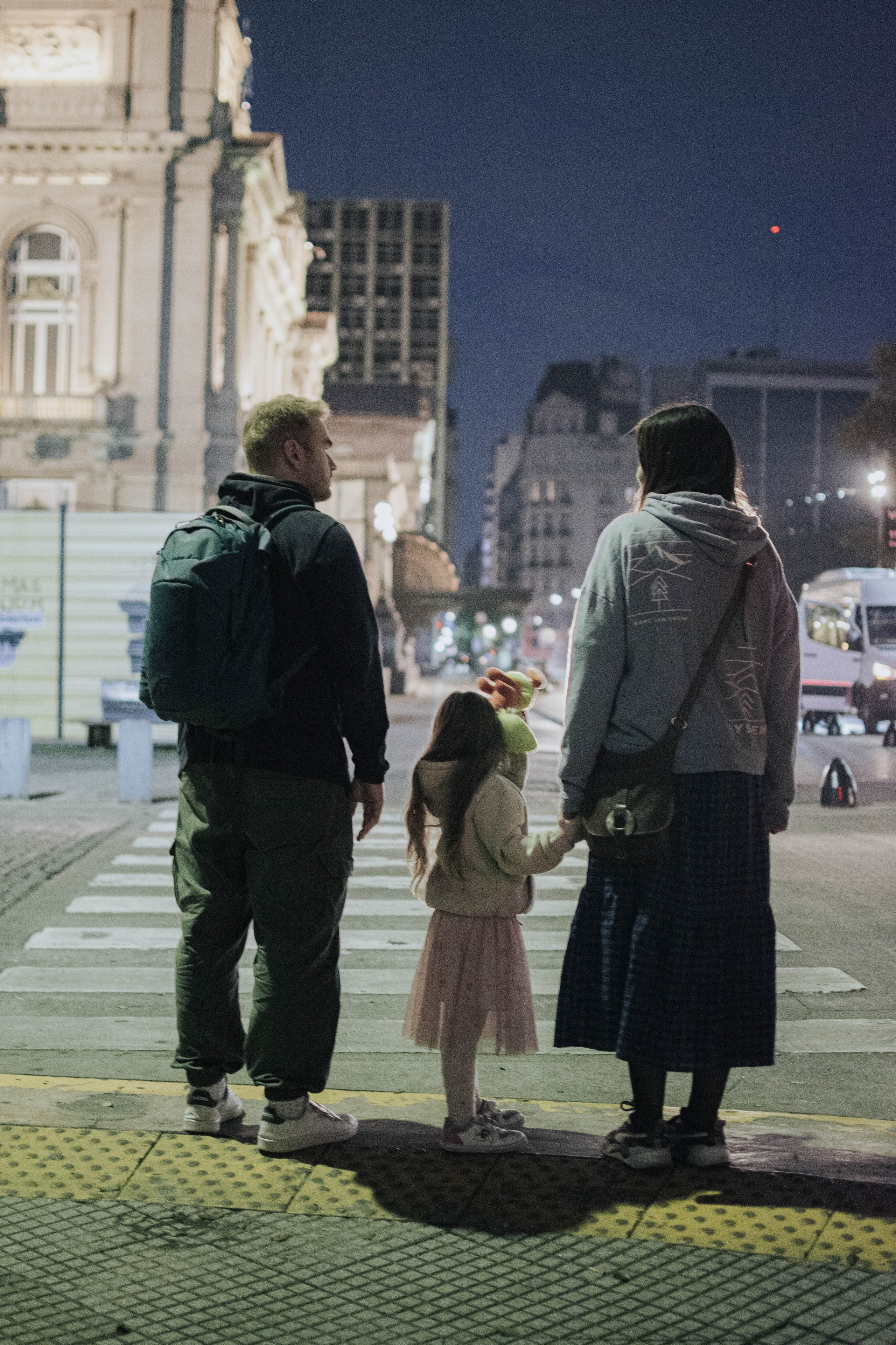 Photographer’s fam. Photographer @elmirkami in the city of Buenos Aires