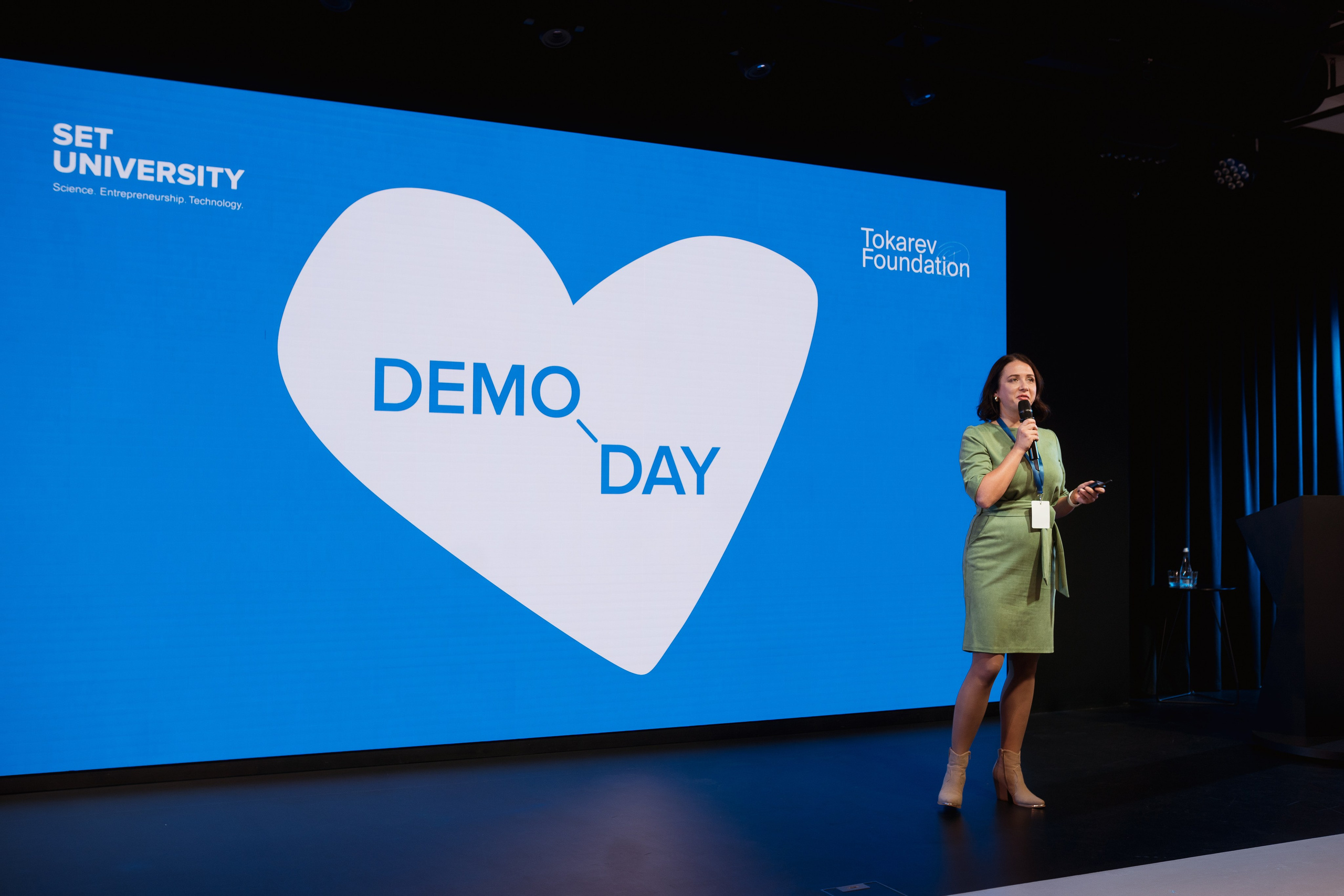 SET University GenH Demo Day. Kostiantyn Holinchenko. Reportage and portrait photographer