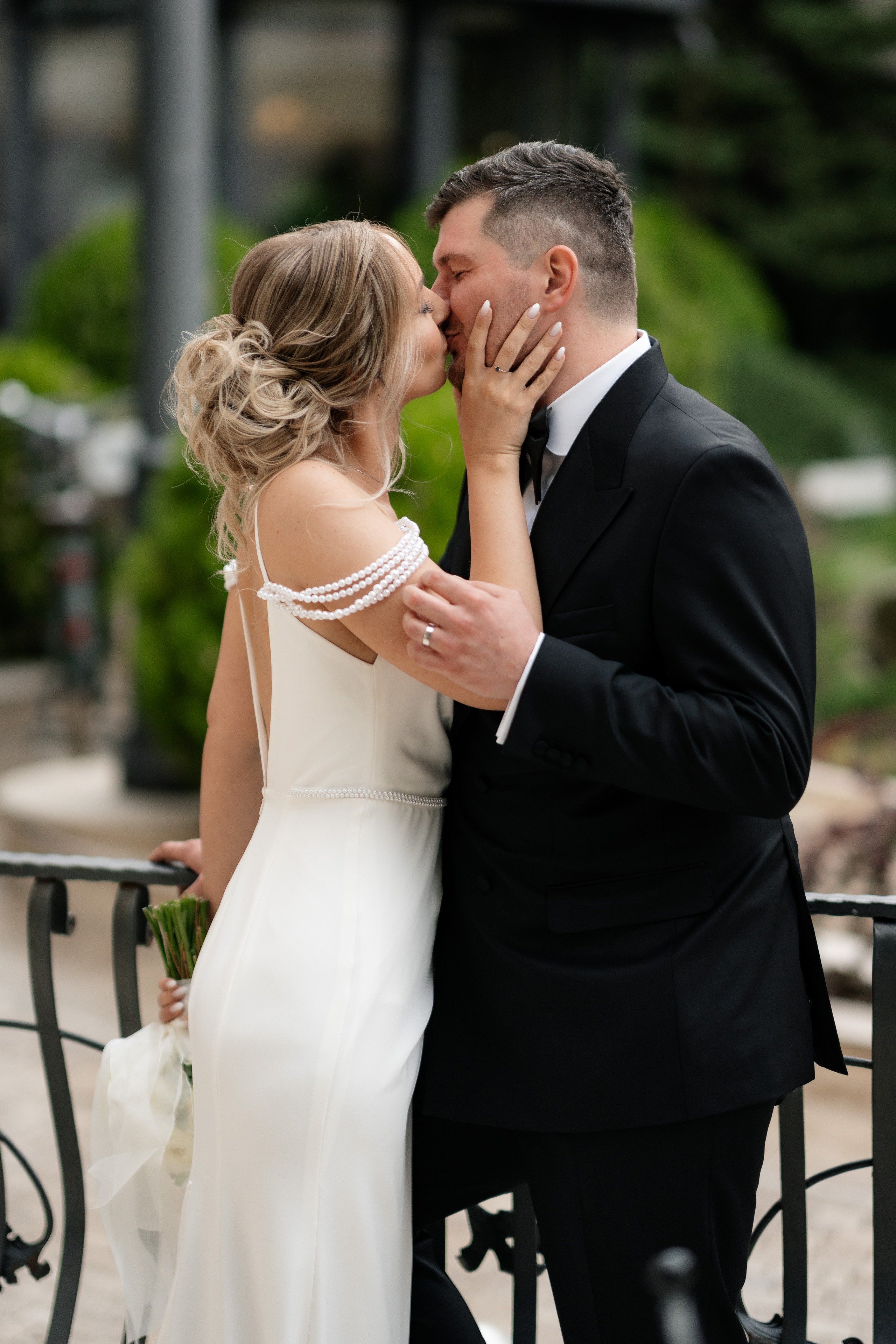 Madisson & Alex. Destination Wedding Photographer Alex Pasarelu