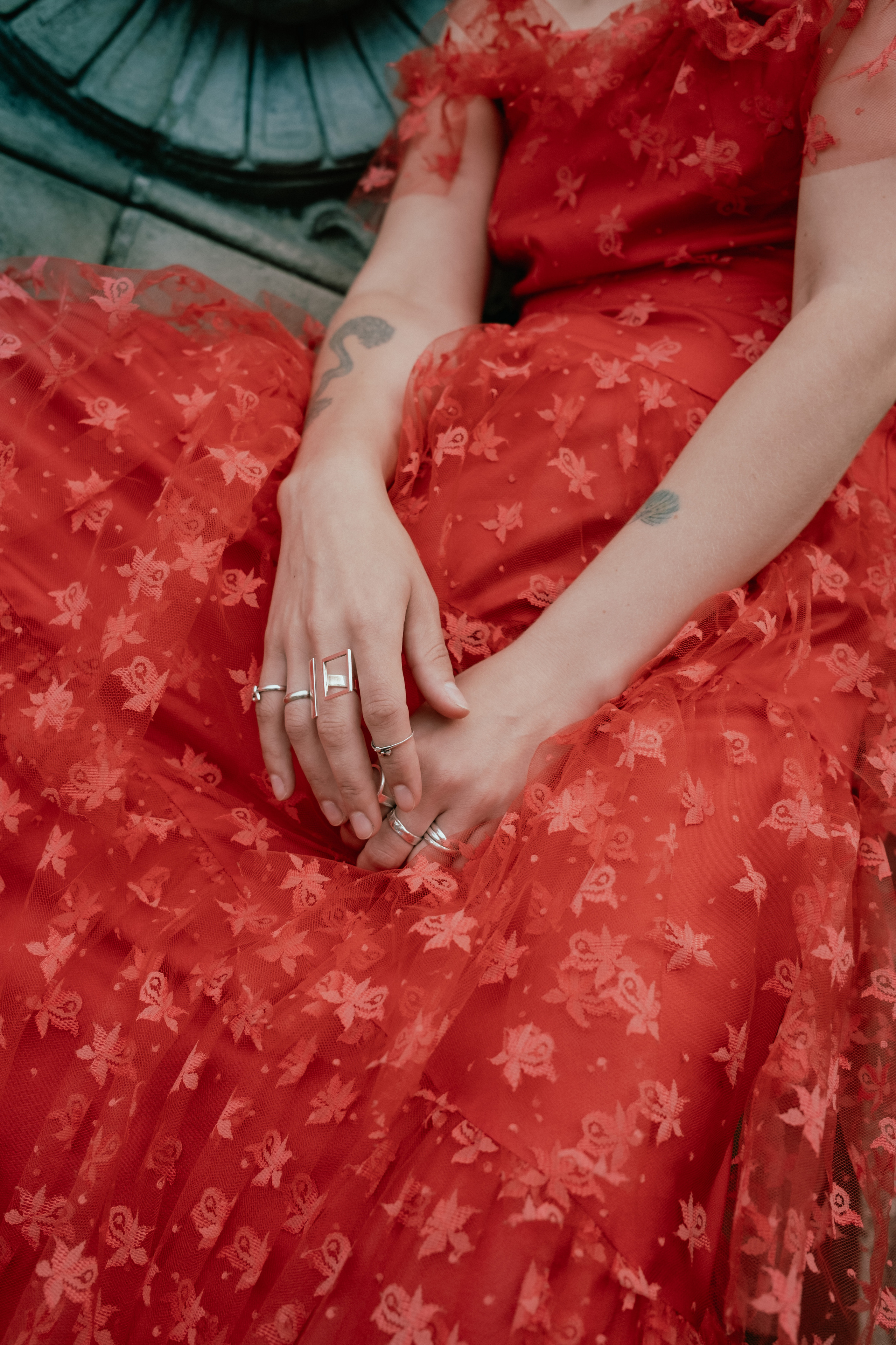 Nadja on Museumsinsel. Professional Photographer in Berlin — Portraits, Love Story, Events, F