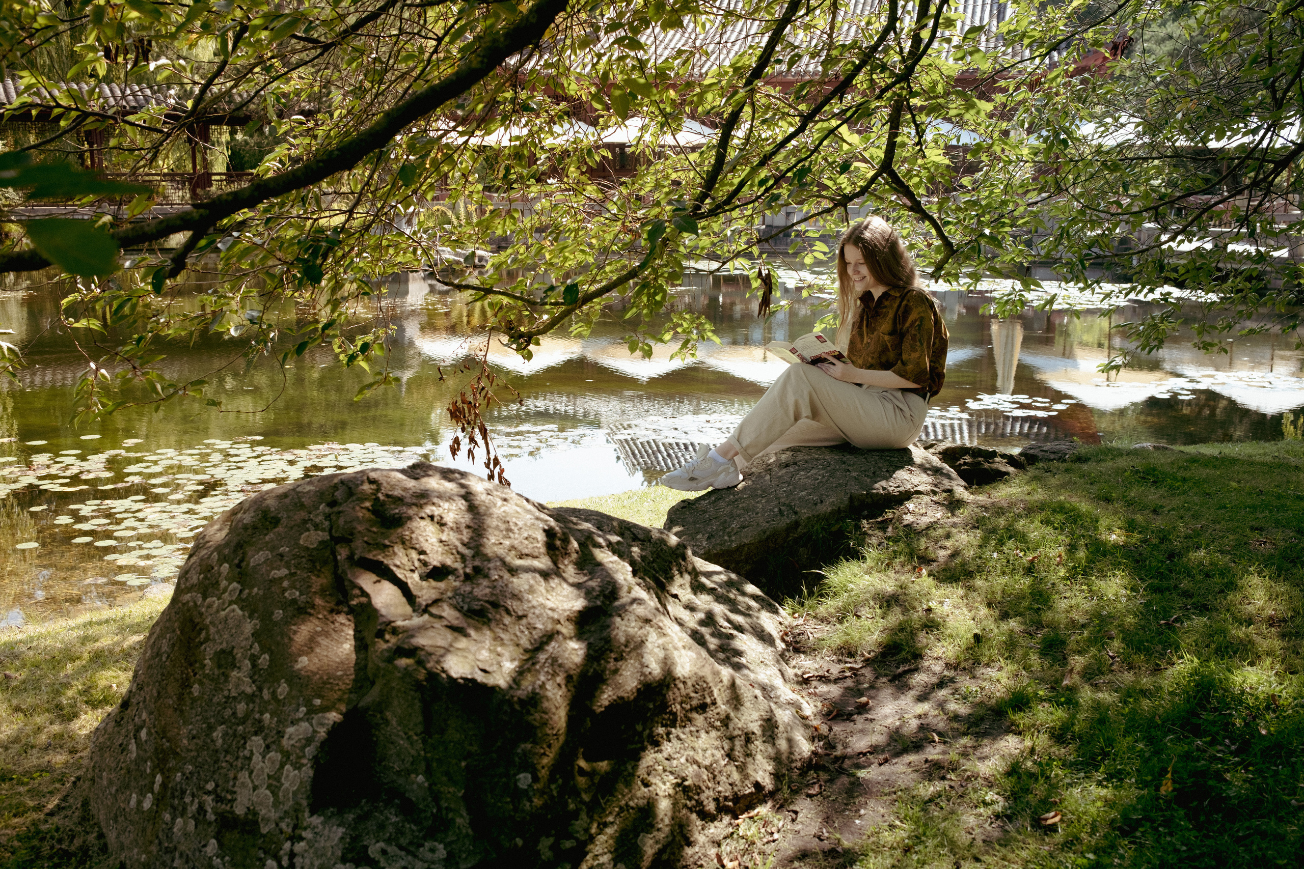 Daria in Chinesische Garten. Professional Photographer in Berlin — Portraits, Love Story, Events, F