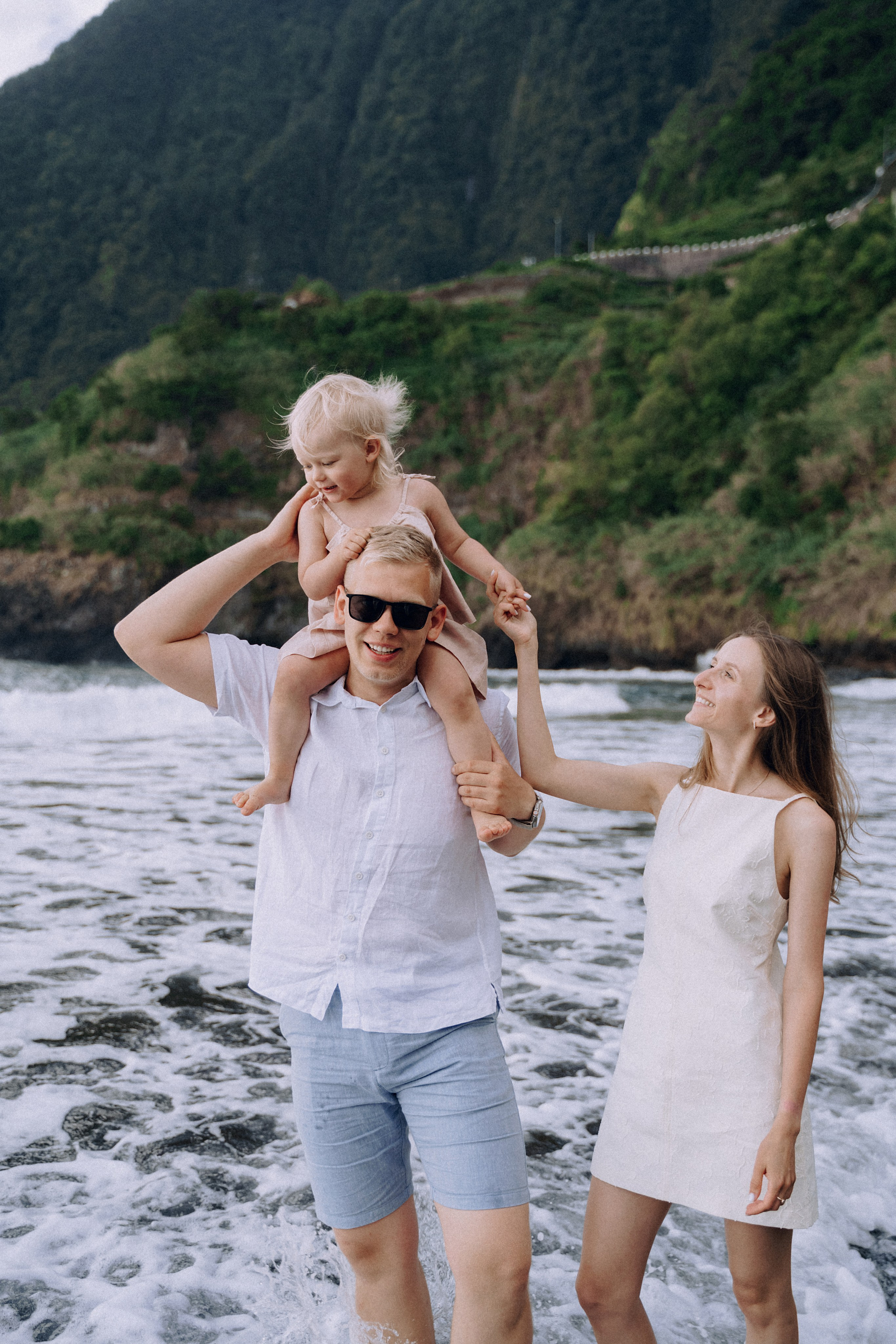Seixal Beach Family Session | Family Photographer in Madeira. Your photographer in Madeira