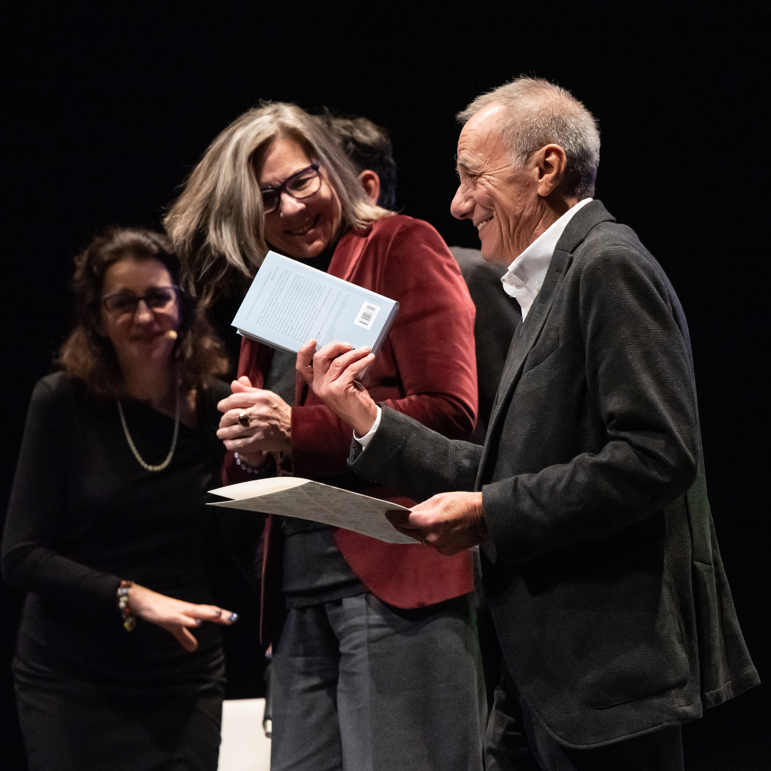 Roberto Vecchioni Teatro Alba. “Gianmaria Coscia fotografo per passione”