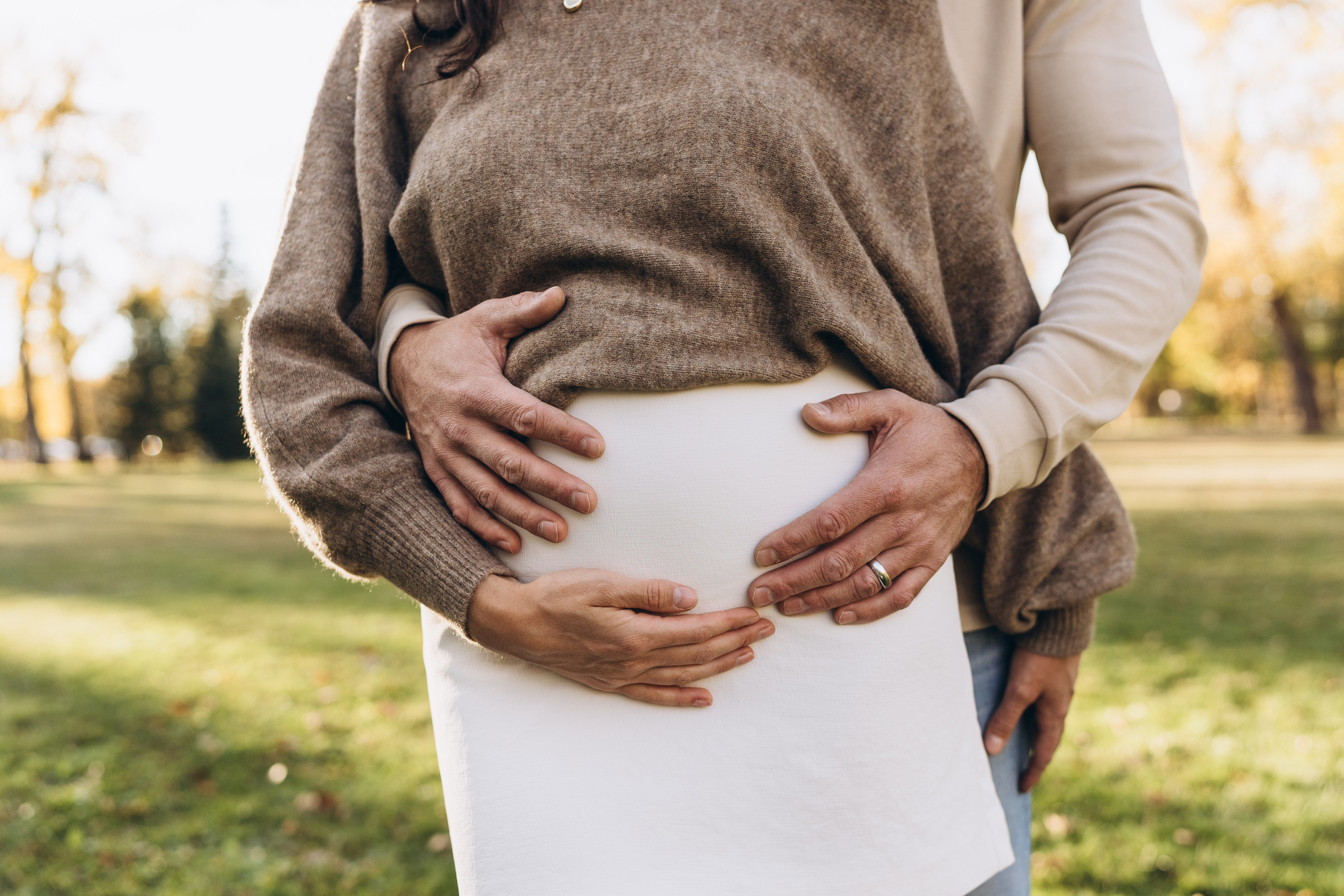 Jess & fam. Calgary Wedding & Lifestyle Photographer — Yevhen Polishchuk