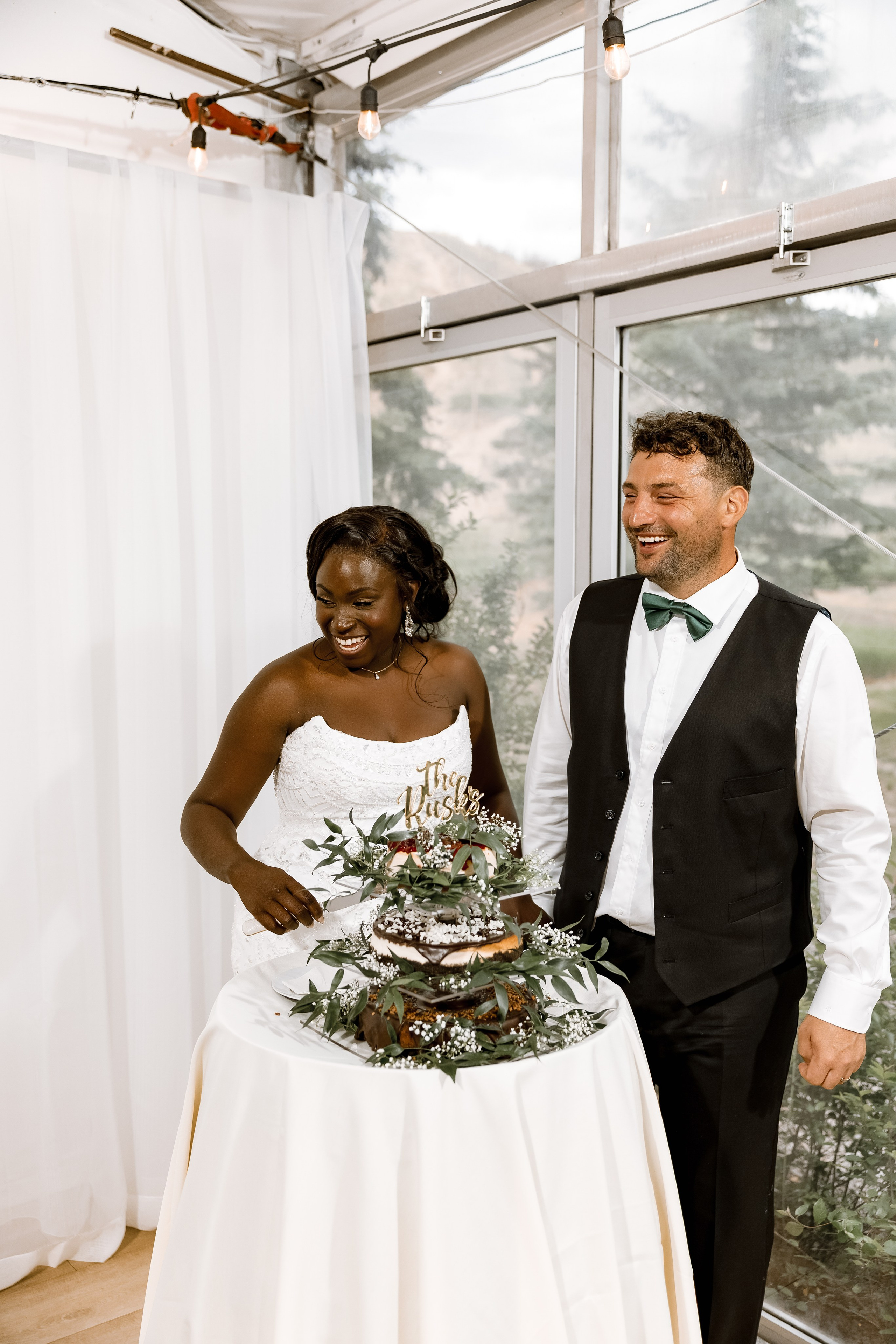 Joshua & Jessica. Photographer Stanislav Antonov