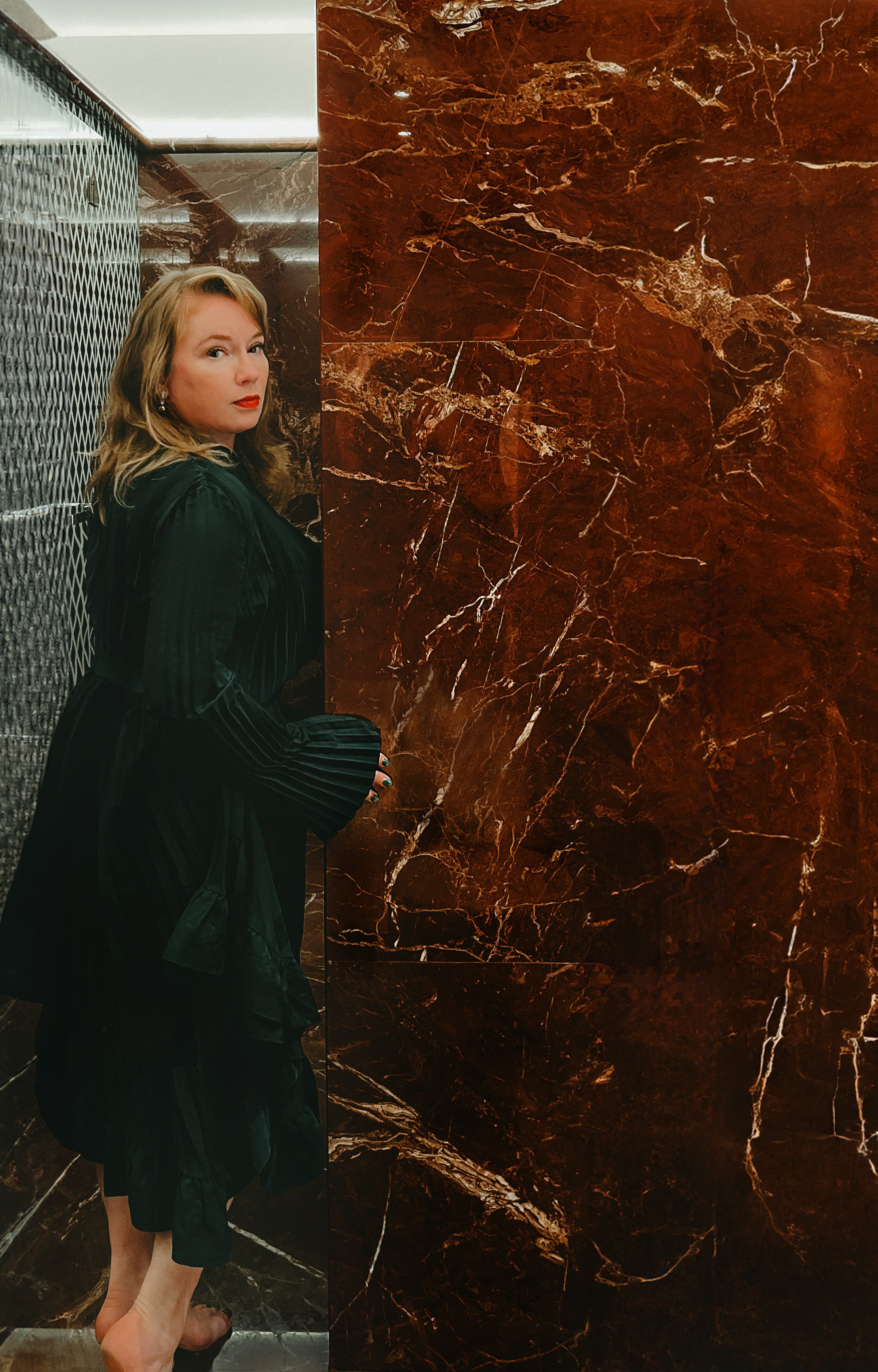 Remote photoshoot at luxury hotel in Rome. Yana Bobrova | Artistic Photography