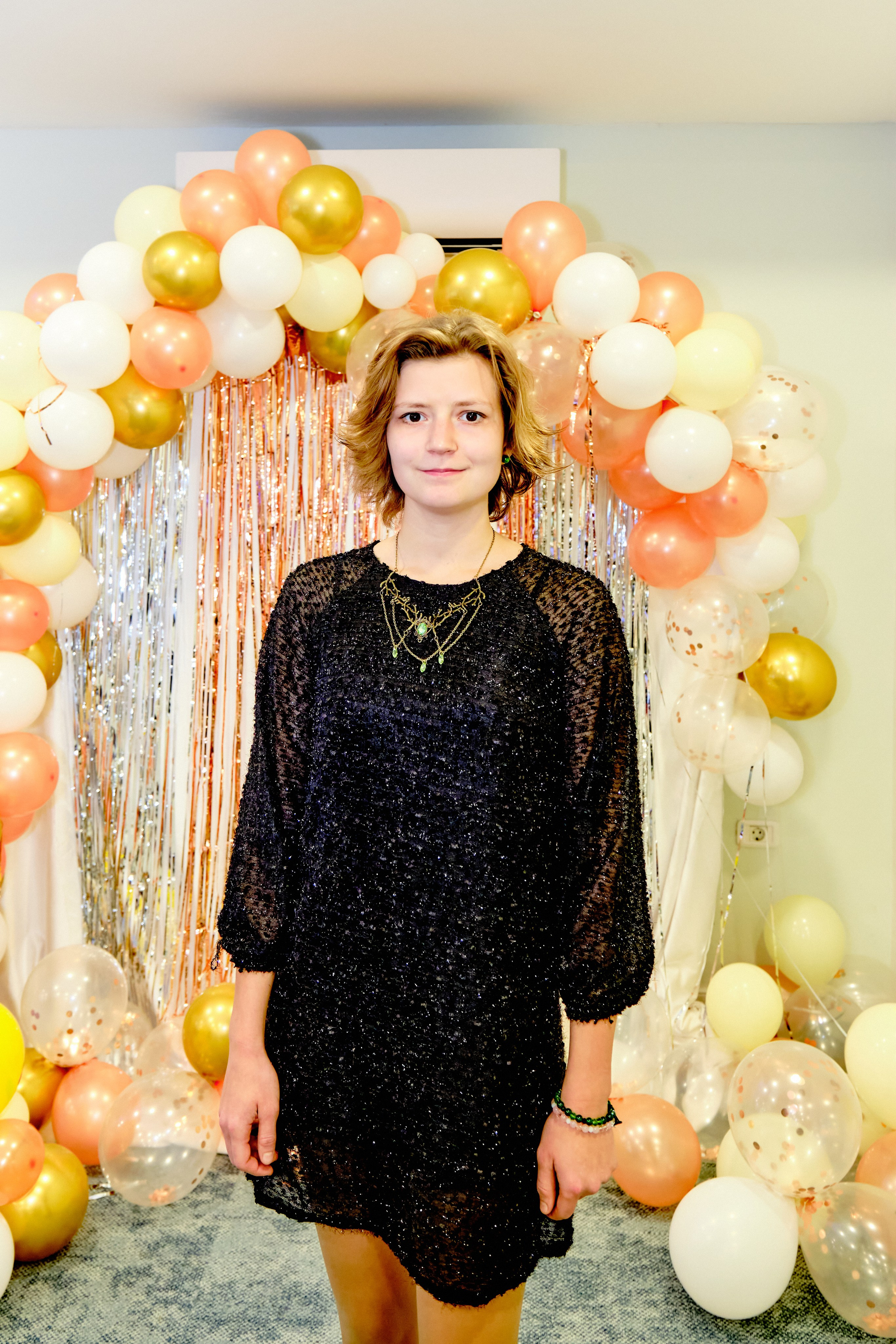 Фоторепортаж з благодійного Новорічного балу у Чорногорії. Портретний фотограф Альона Новгородцева