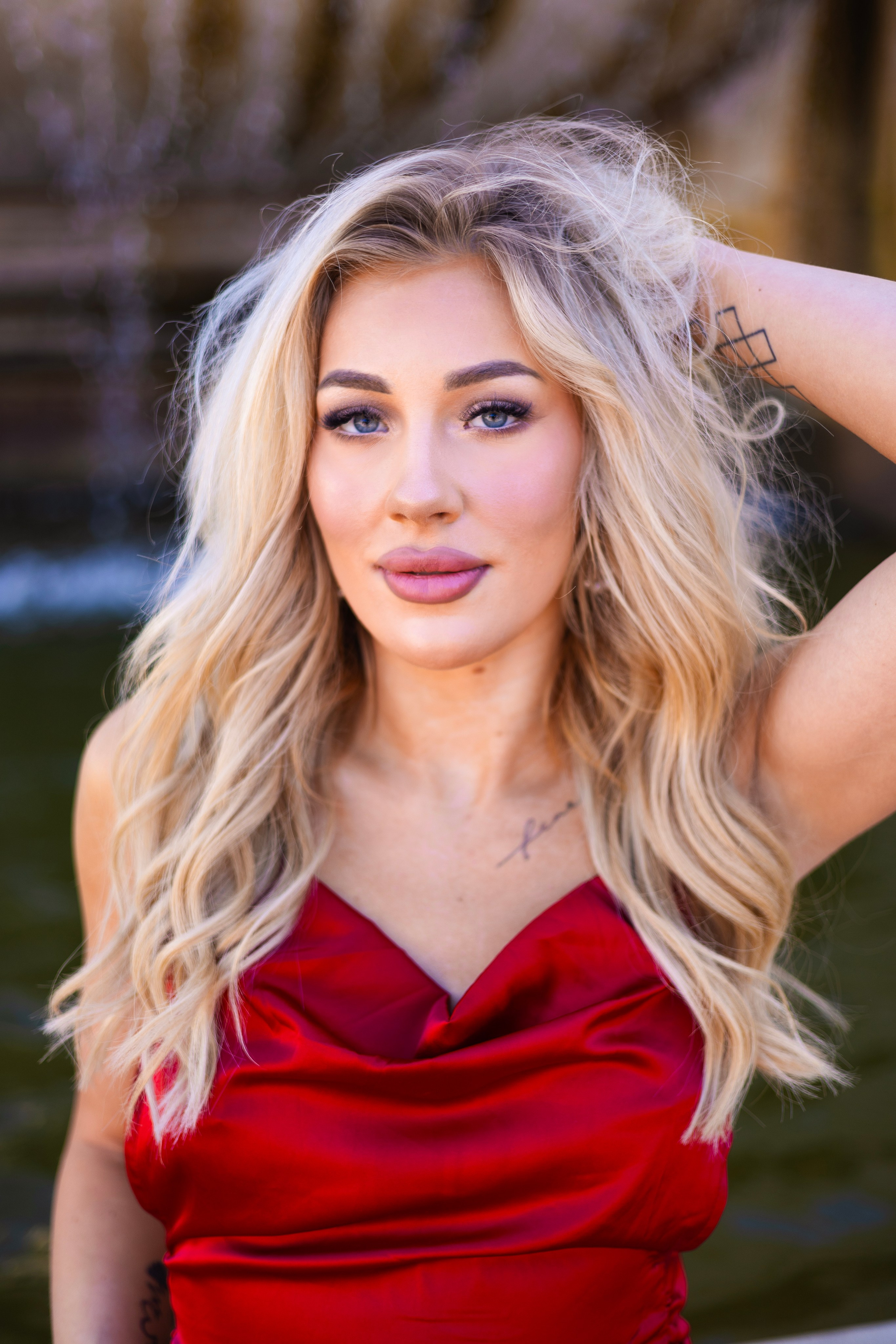 INDIVIDUAL SHOOTING. Hi! My name is Irena, and I’m a professional photographer specializing in family photography, love stories, and individual photoshoots