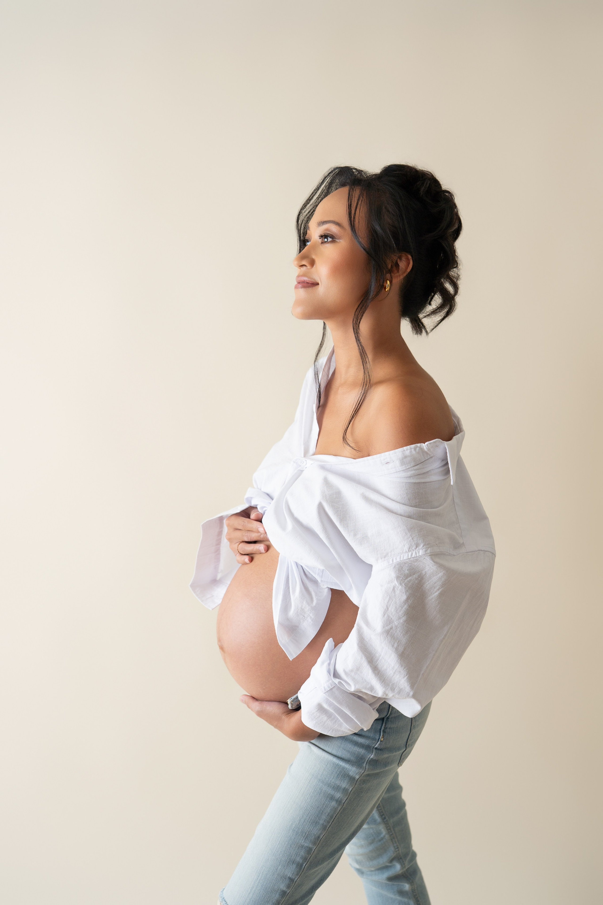 Maternity Studio. Maternity, family and newborn photography in San Francisco Bay Area