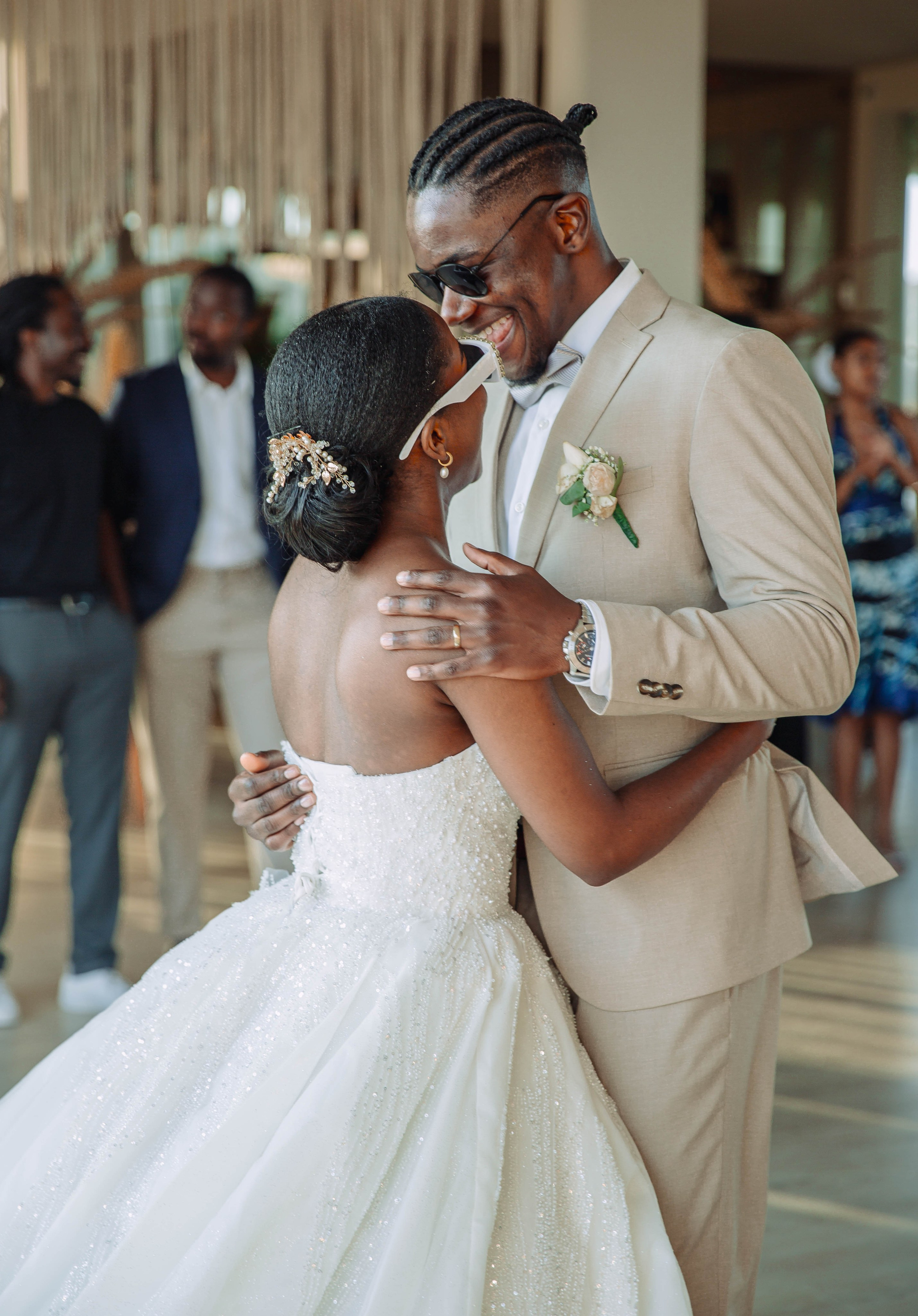 Kuselia & Kaleb. Fazemos o seu casamento ser lembrado por gerações