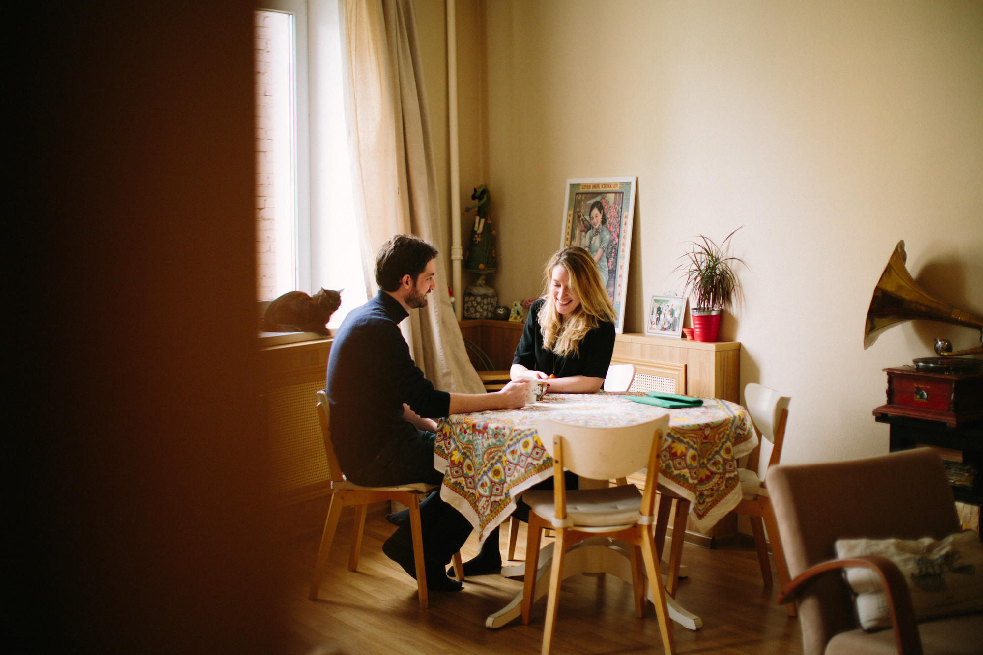 Home Photosession for couple, photographer in Munich. Inna Zaytseva Photography | Photographer in Munich | Content Creation