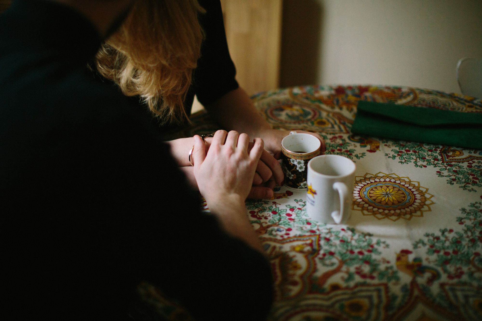 Home Photosession for couple, photographer in Munich. Inna Zaytseva Photography | Photographer in Munich | Content Creation