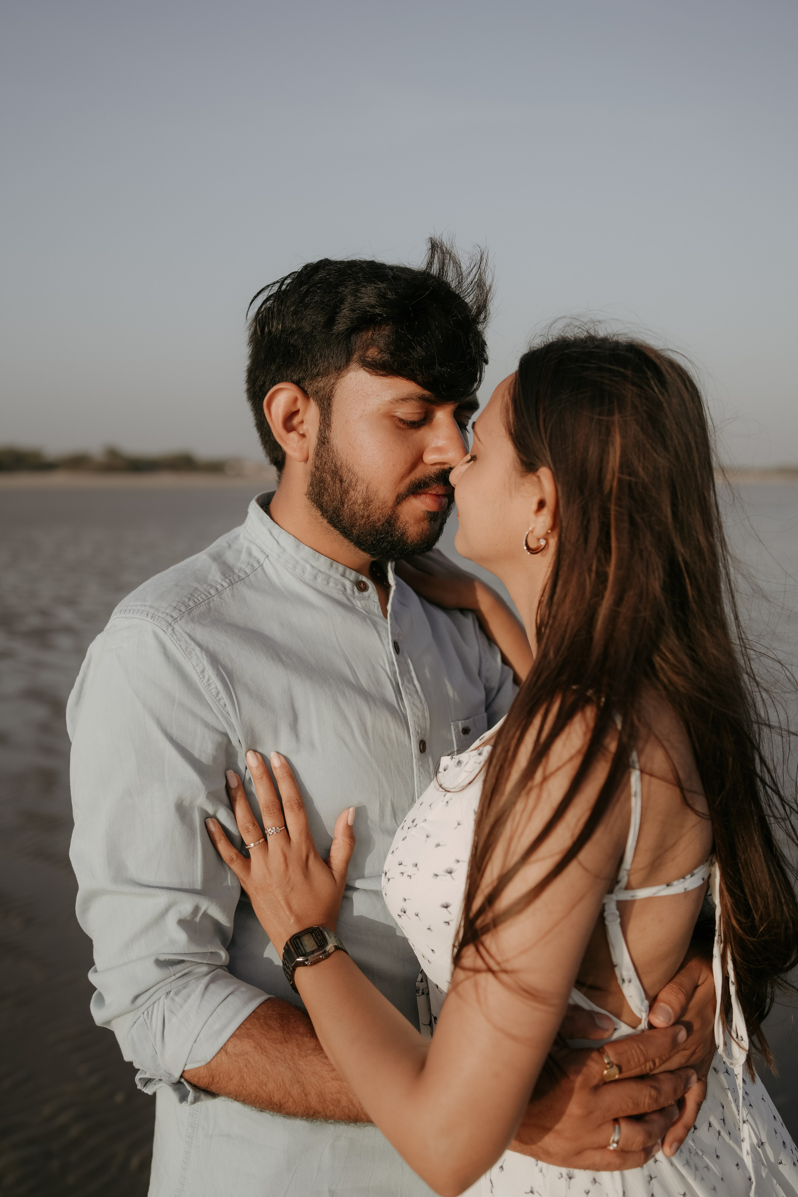 COUPLE SESSIONS. Love Emotions Weddings