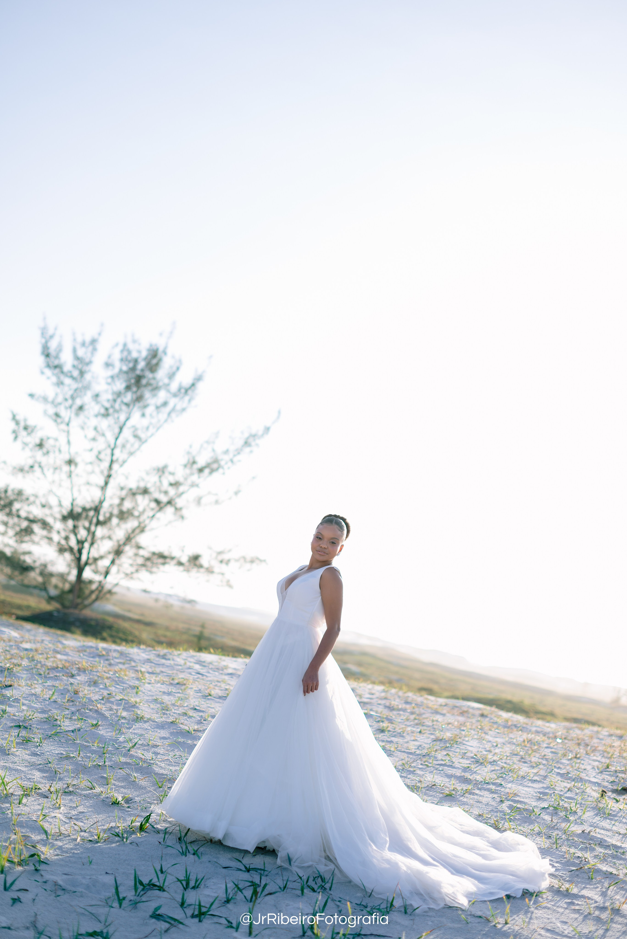 Véu & Mar | Editorial. Junior Ribeiro Fotografia