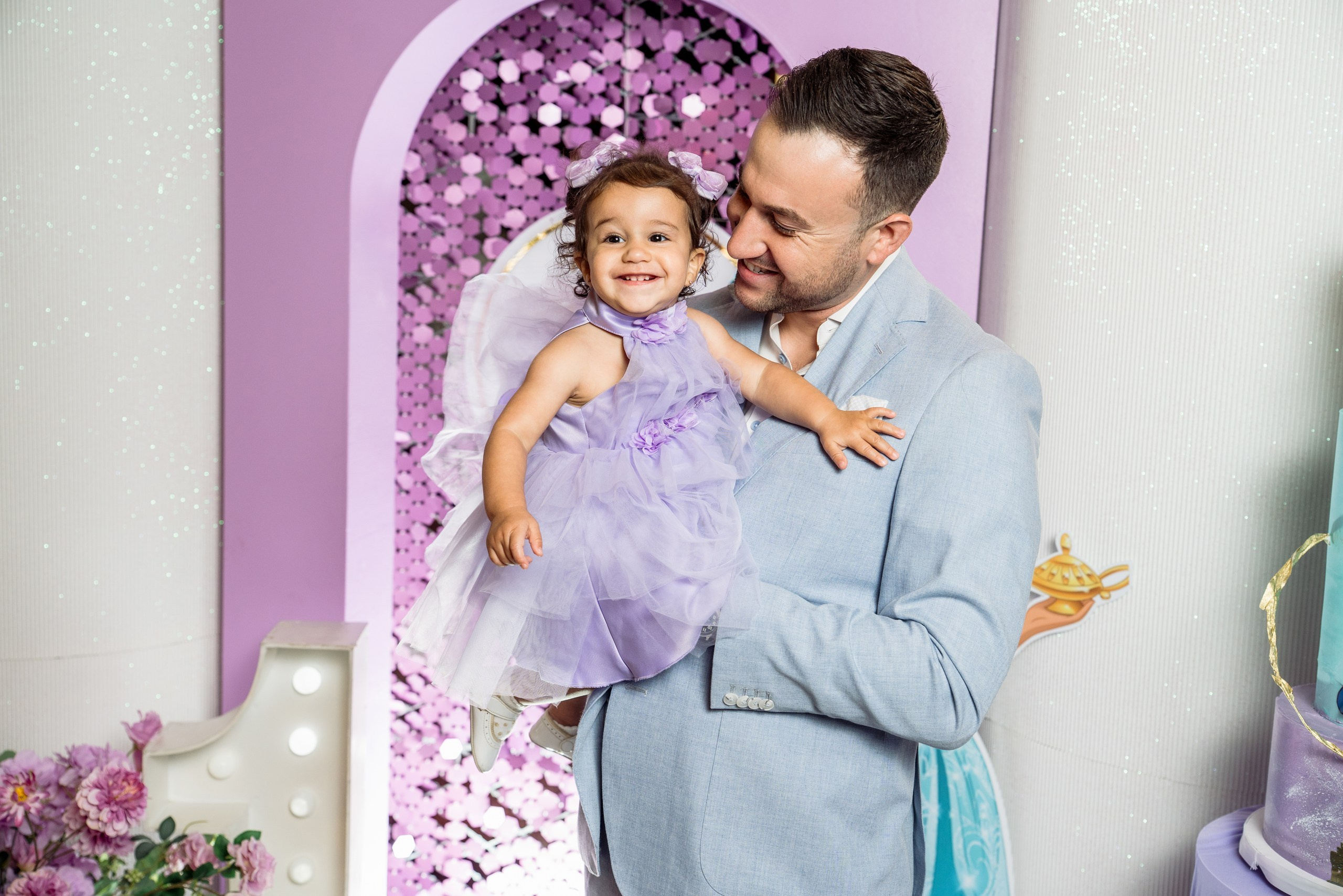 Genevieve’s birthday. Alisa Tant — Family and newborn photographer Bucks County, Montgomery county, Philadelphia, NJ