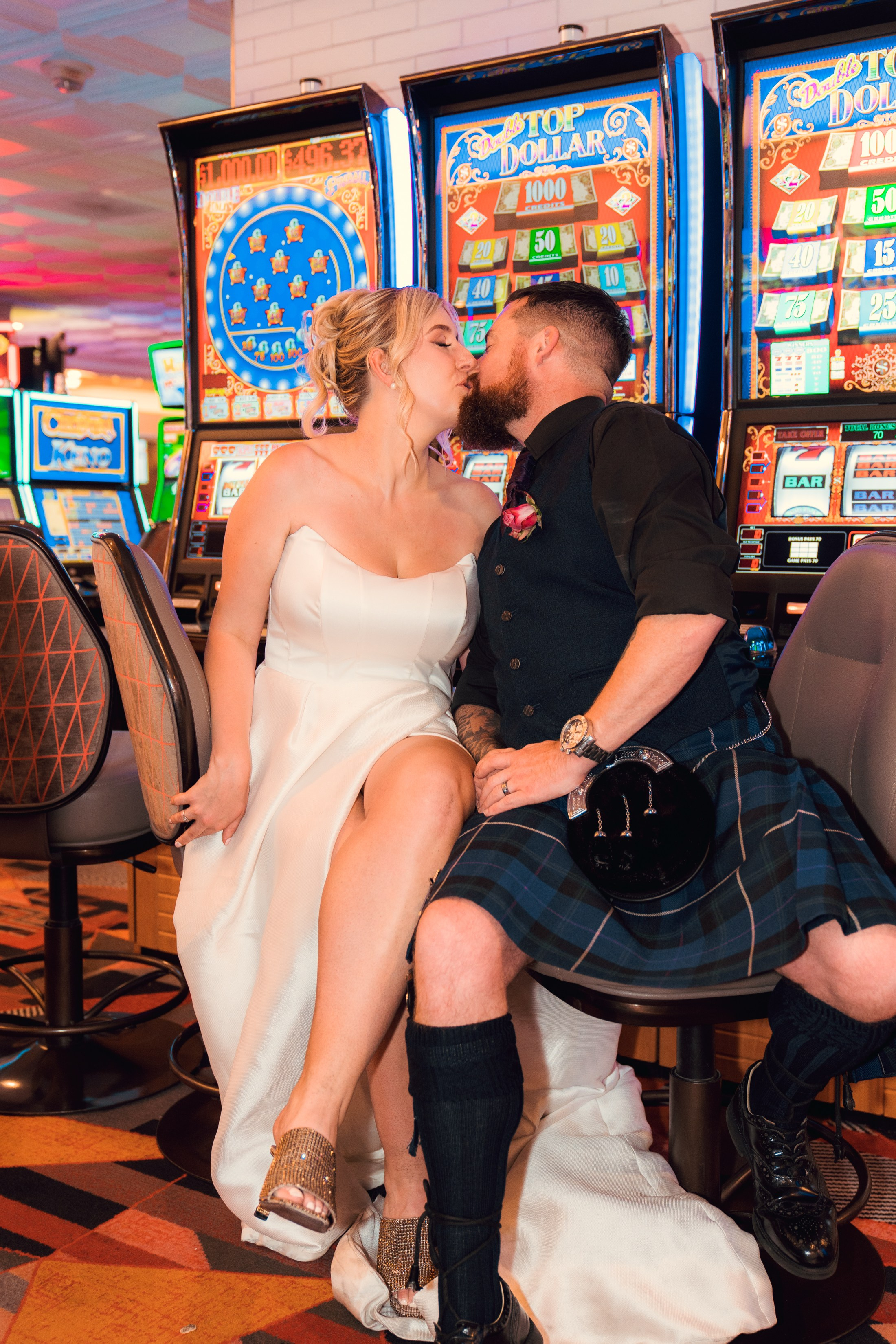 Chelsey&John. 10.1.24. Wedding & elopement photographer Viktoriya Kravtsov. Las Vegas