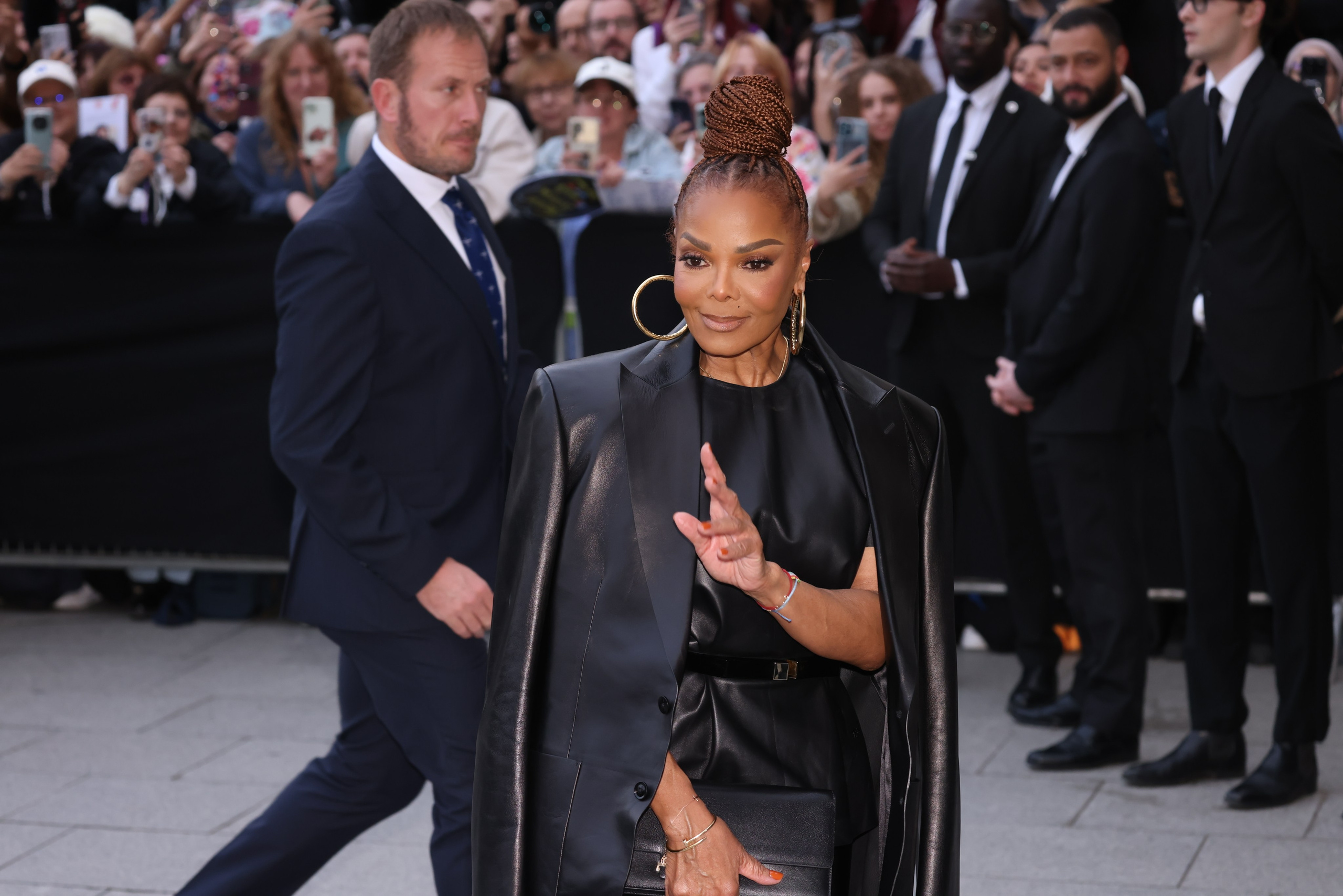 Celebs. BRUNGRAF MEDIA