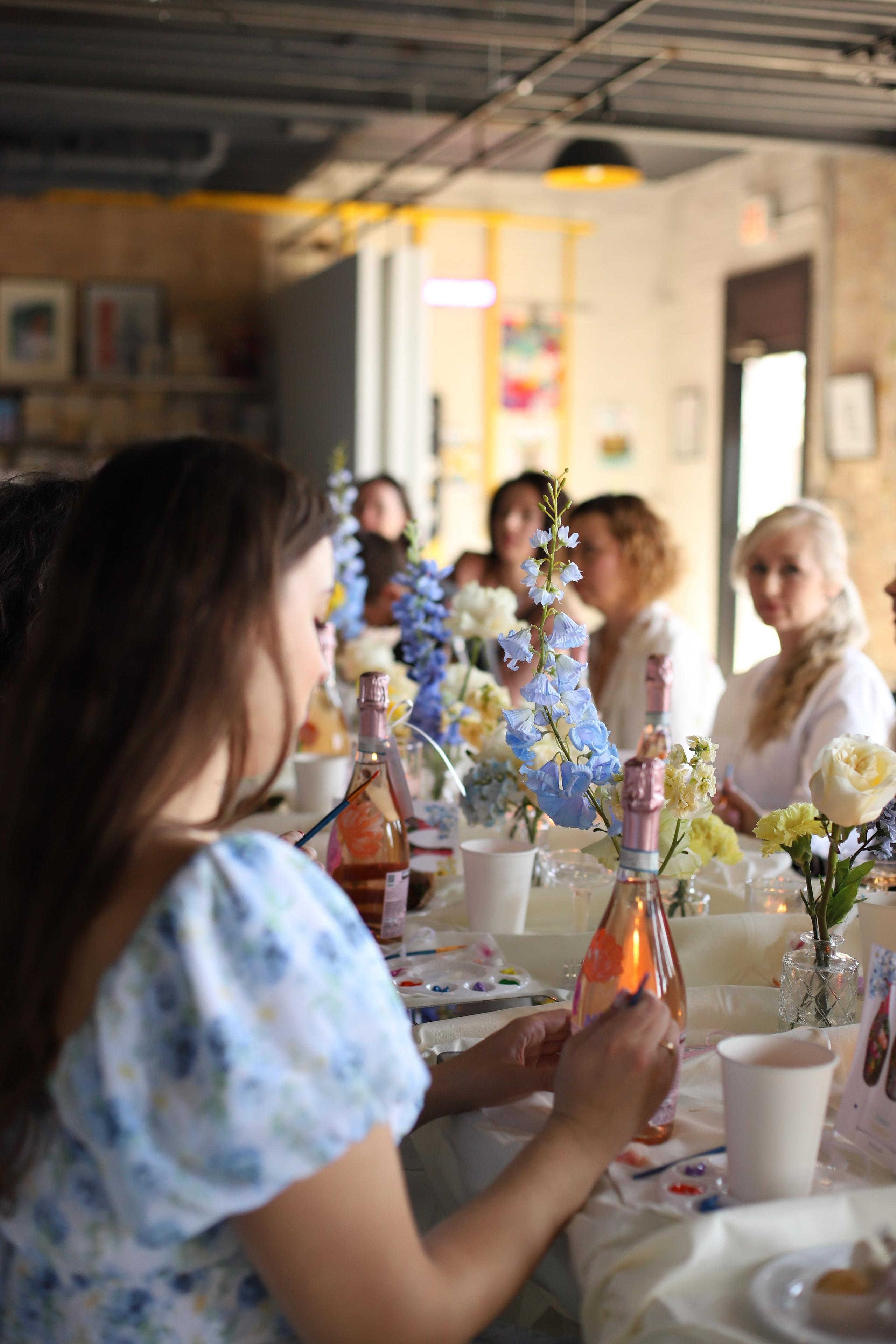 Пляшки для перемоги. VALERIIA VIUNOVA individual shooting\love story\event\brand