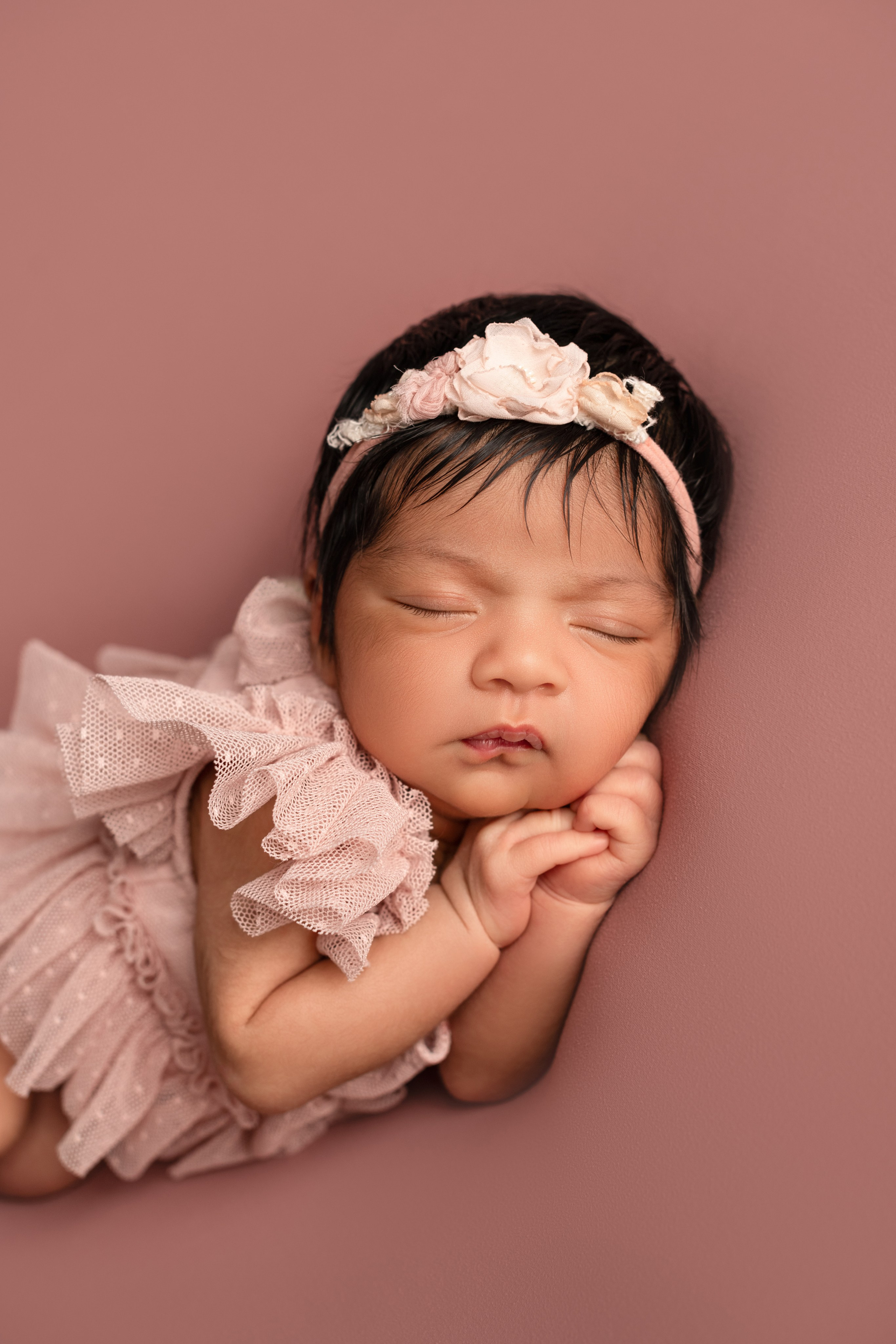Newborn. Newborn photographer Sacramento