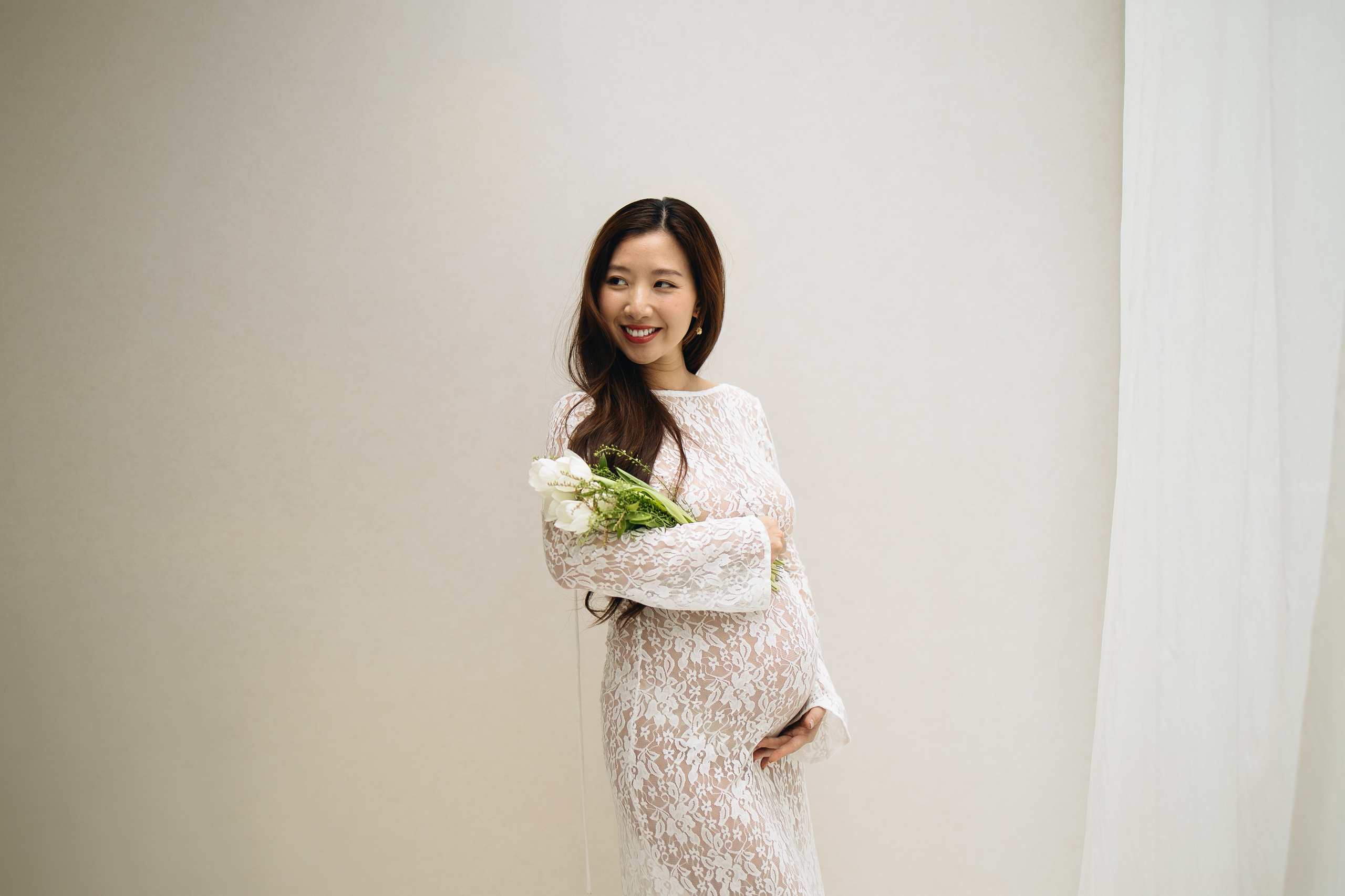 The Sweetest Anticipation. Family and wedding photographer in Bangkok, Thailand