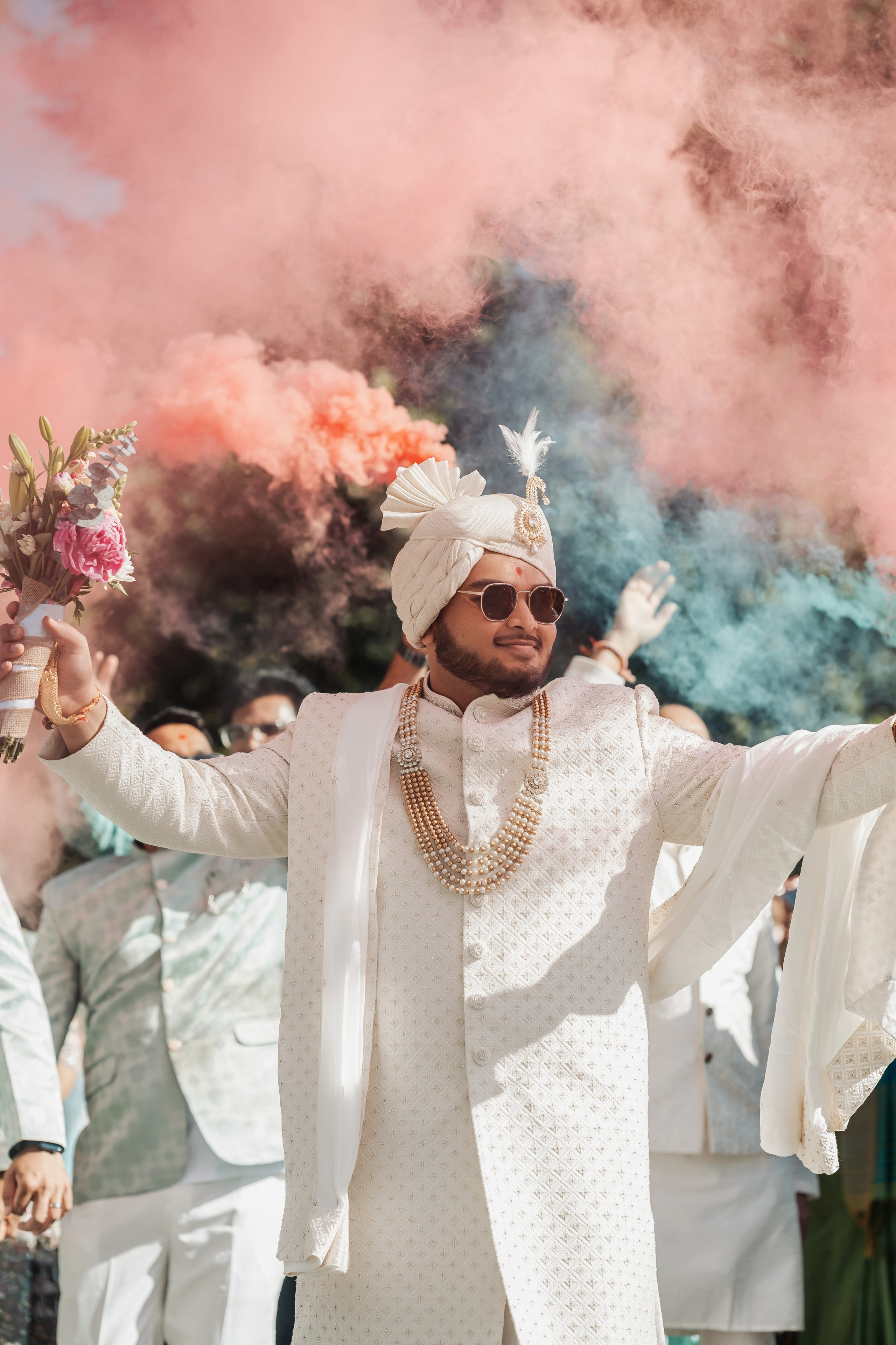 Darshil & Shailja. Wedding Photographer & Cinematographer studios