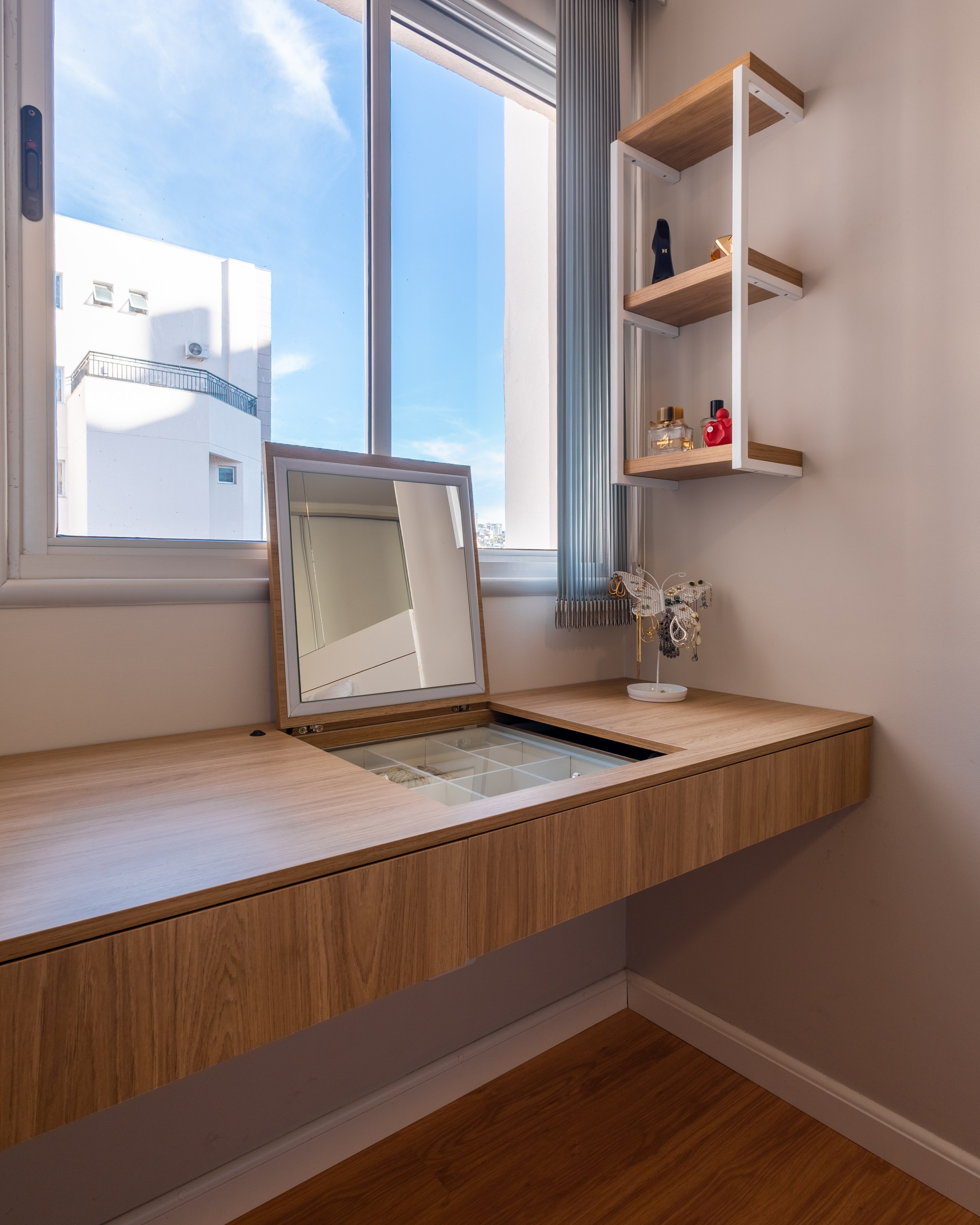 Penteadeira Marcenaria. Caio Almeida