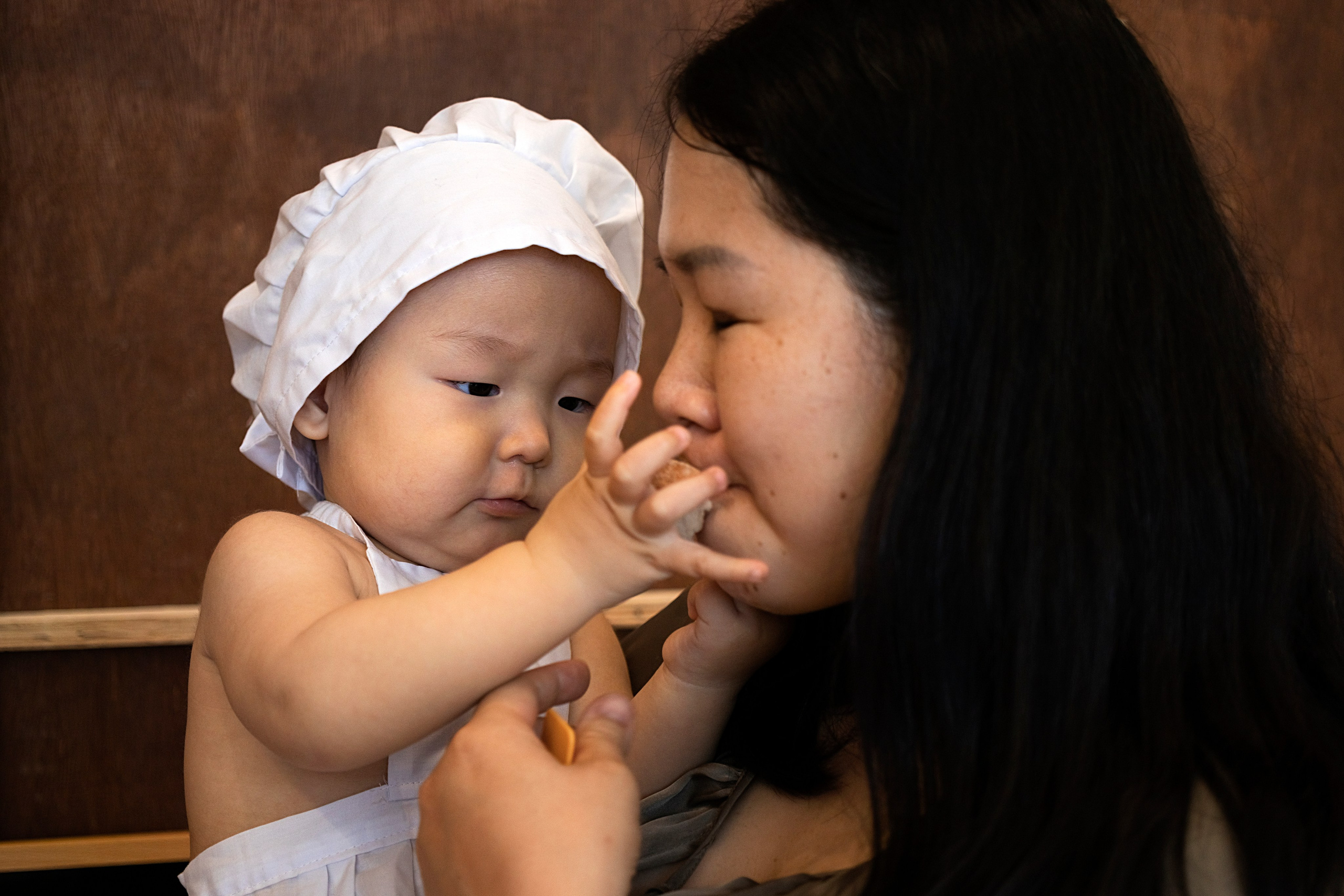 Артём в студии. Фотограф беременности, ньюборн и годовасиков в Корее Жанна Хан