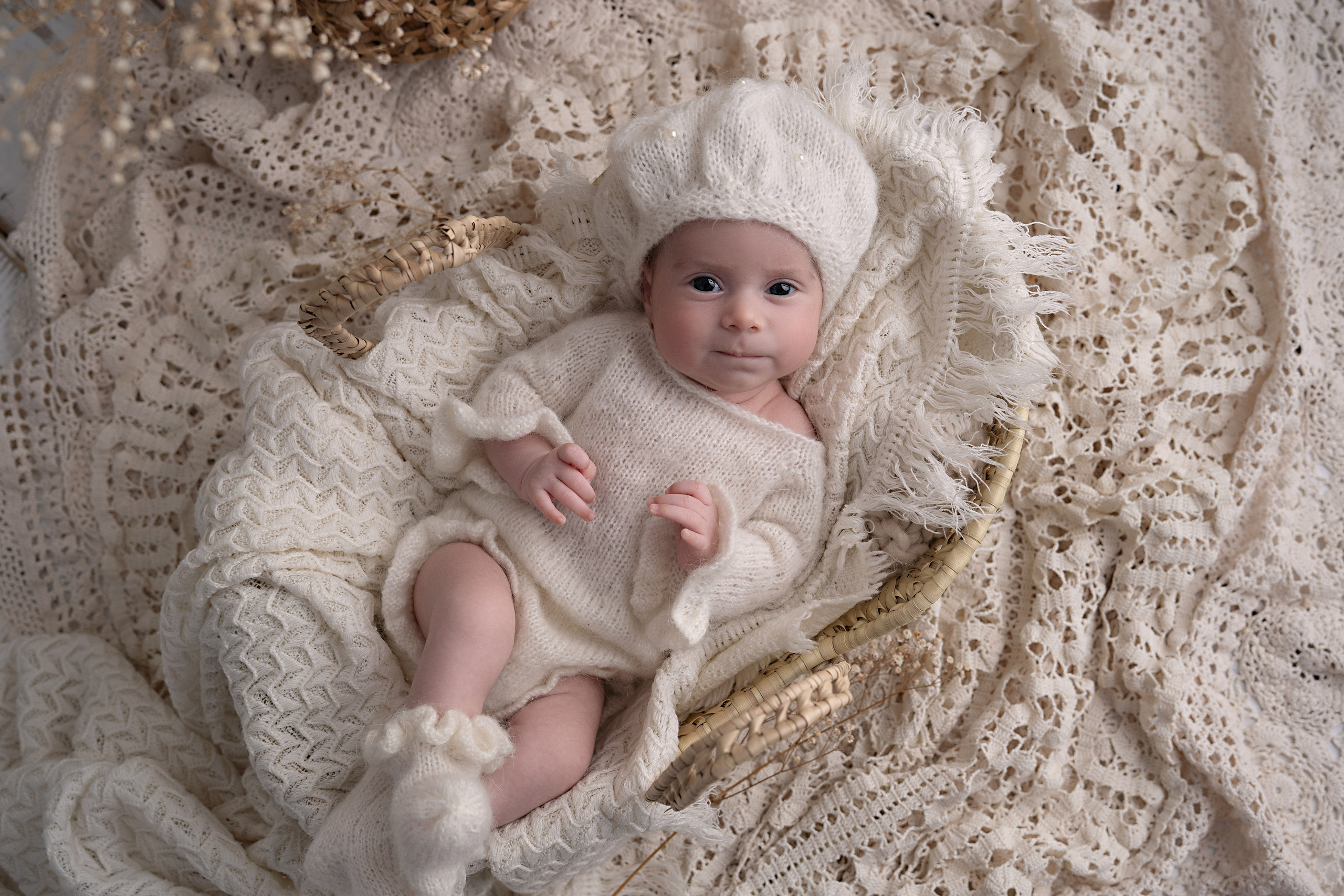 Newborn. Fotograf maternitate, nou-născuți și familie în Cluj-Napoca | Roxana Rusu