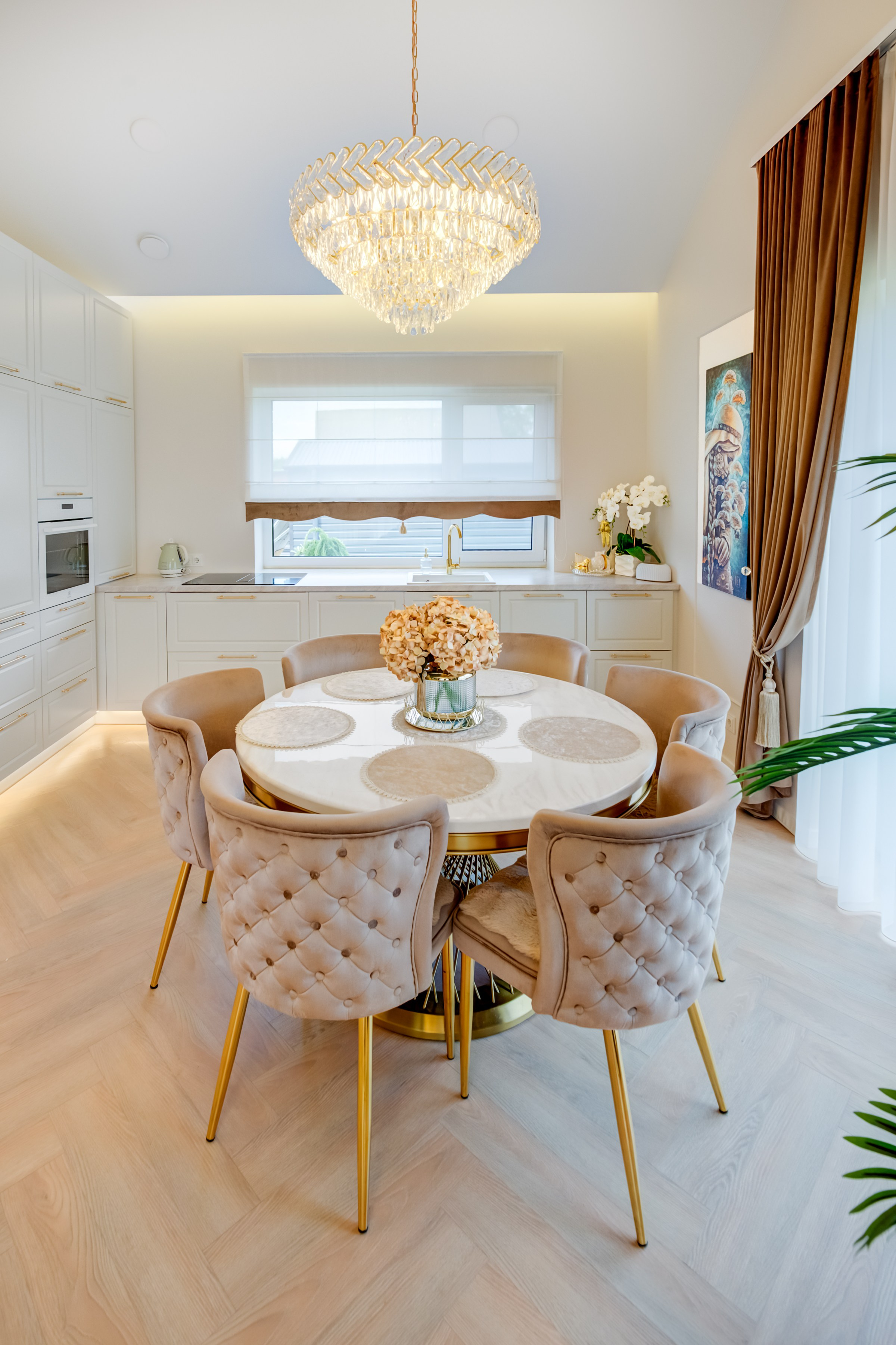 Lentvaris, gražus namas. Elina Sapiega fotografė Vilniuje