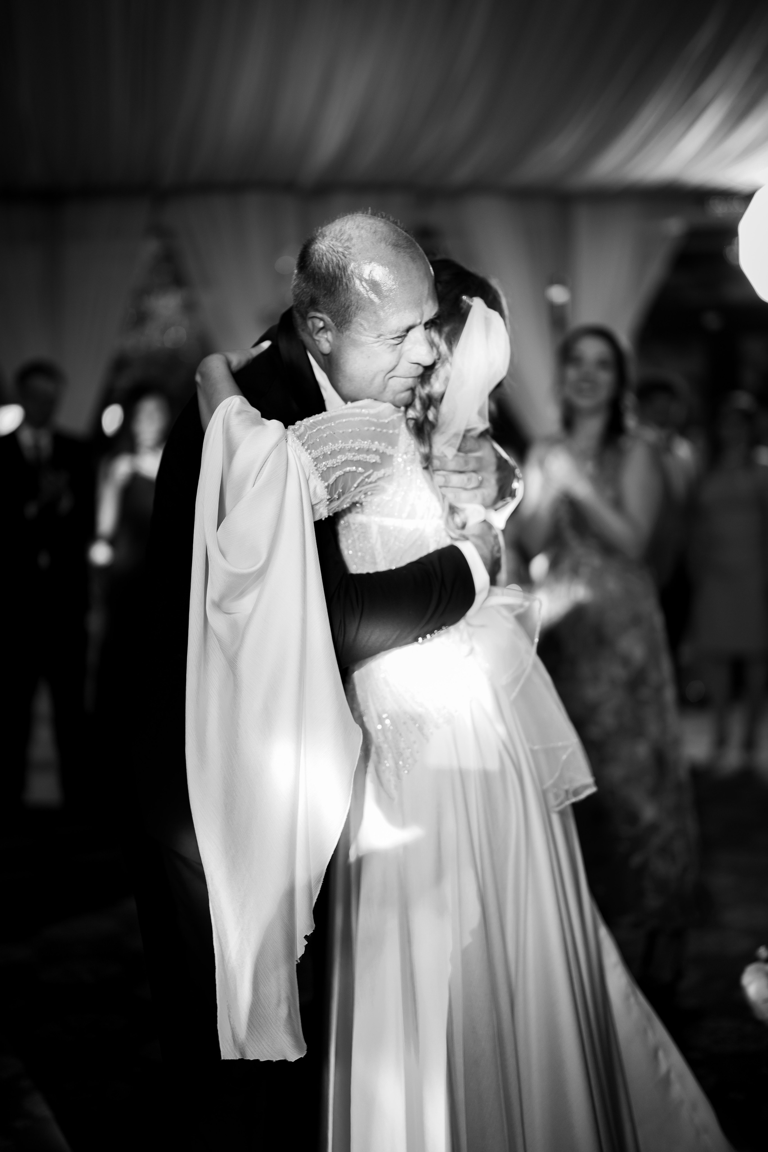 PARTY. Gabriel Florea — Fotograf nuntă București