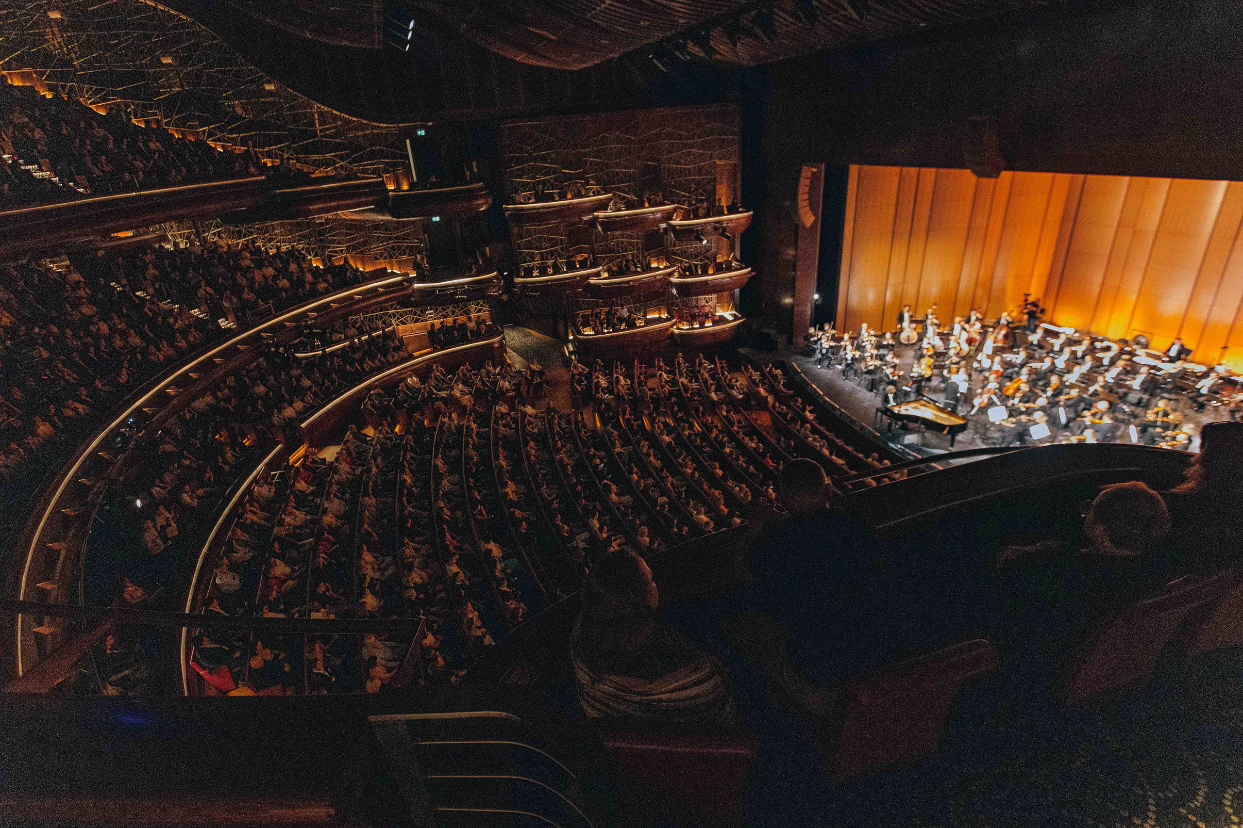 DUBAI OPERA. Wedding&Event photographer Ismail Rzayev in Baku