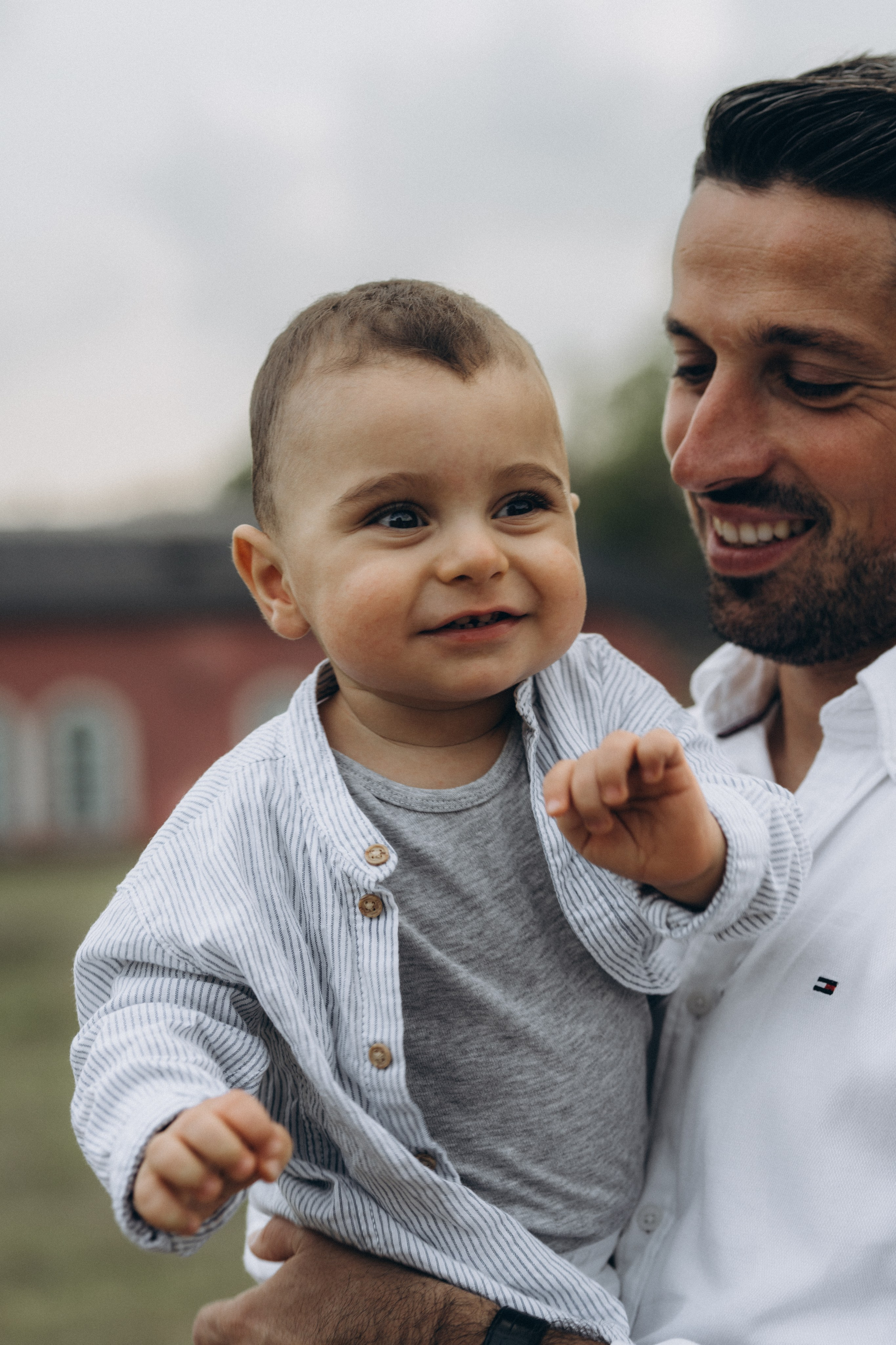 Summer. Wedding and potrait photographer in Helsinki Vickan O