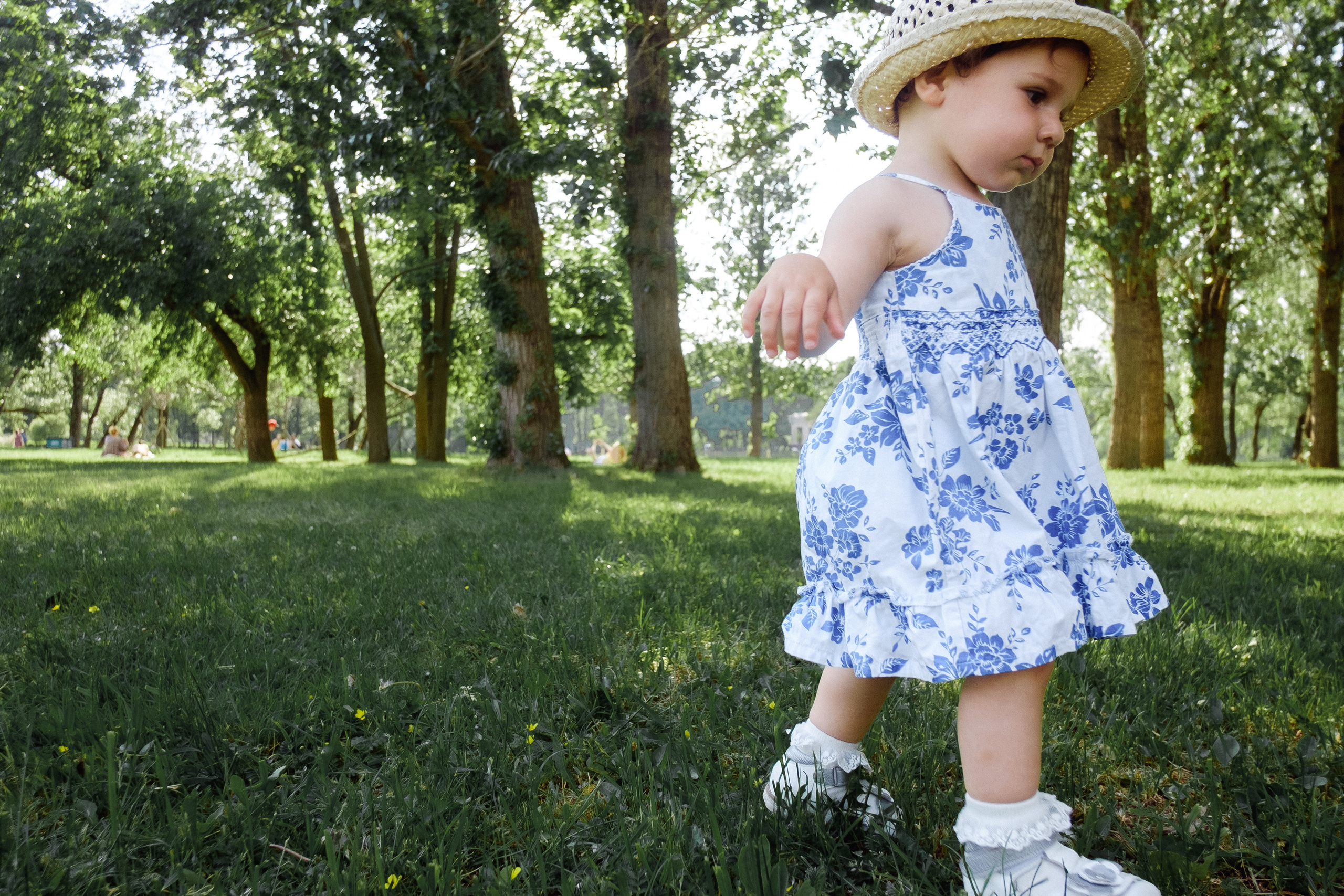 Olive, Marina and Nikta. Portrait and reportage photographer