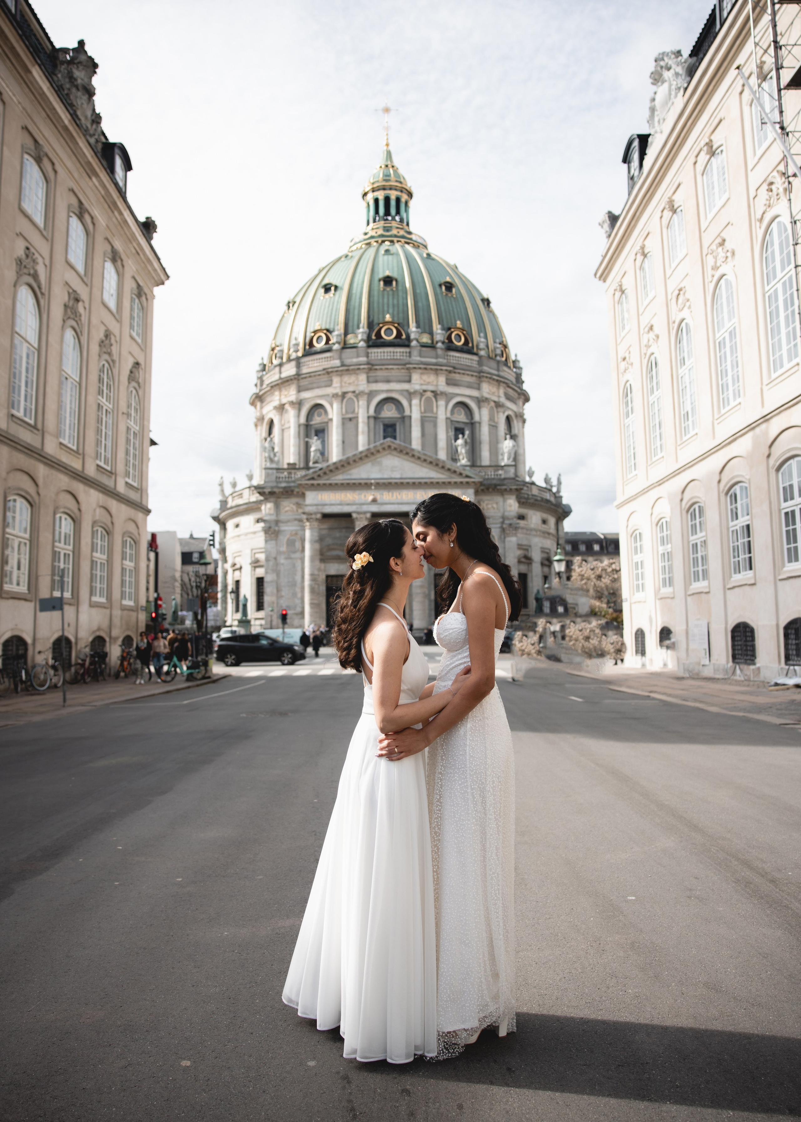 Shai & Batel. Professional wedding photographer in Copenhagen, Denmark — Julia Byron