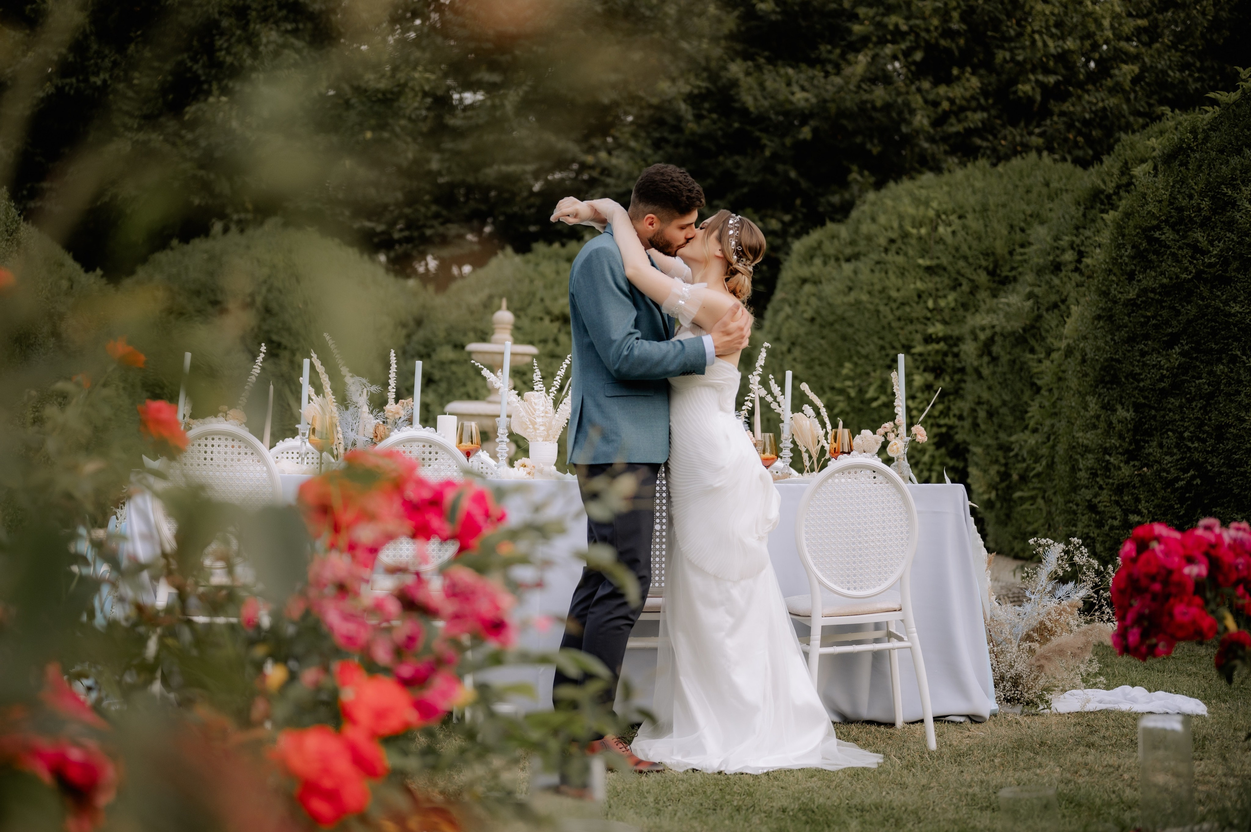 Servicii foto video profesionale de nunta, la cel mai bun pret. Proud Vision Weddings | Wedding Photography & Film — Servicii profesionale Foto Video Nunta Iasi