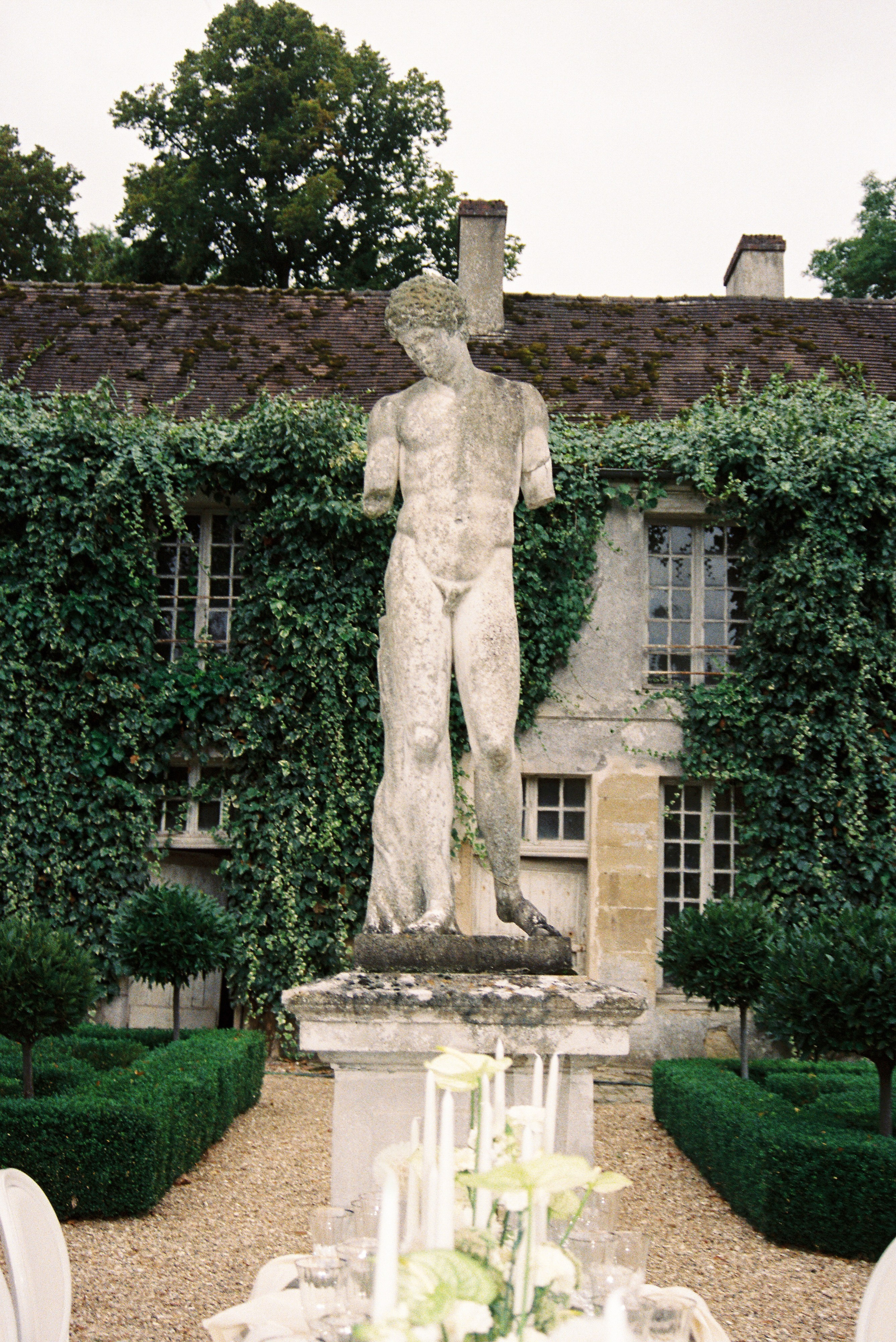 A luxury wedding at Chateau de Villette, just 40 minutes from Paris, captured entirely on film photography