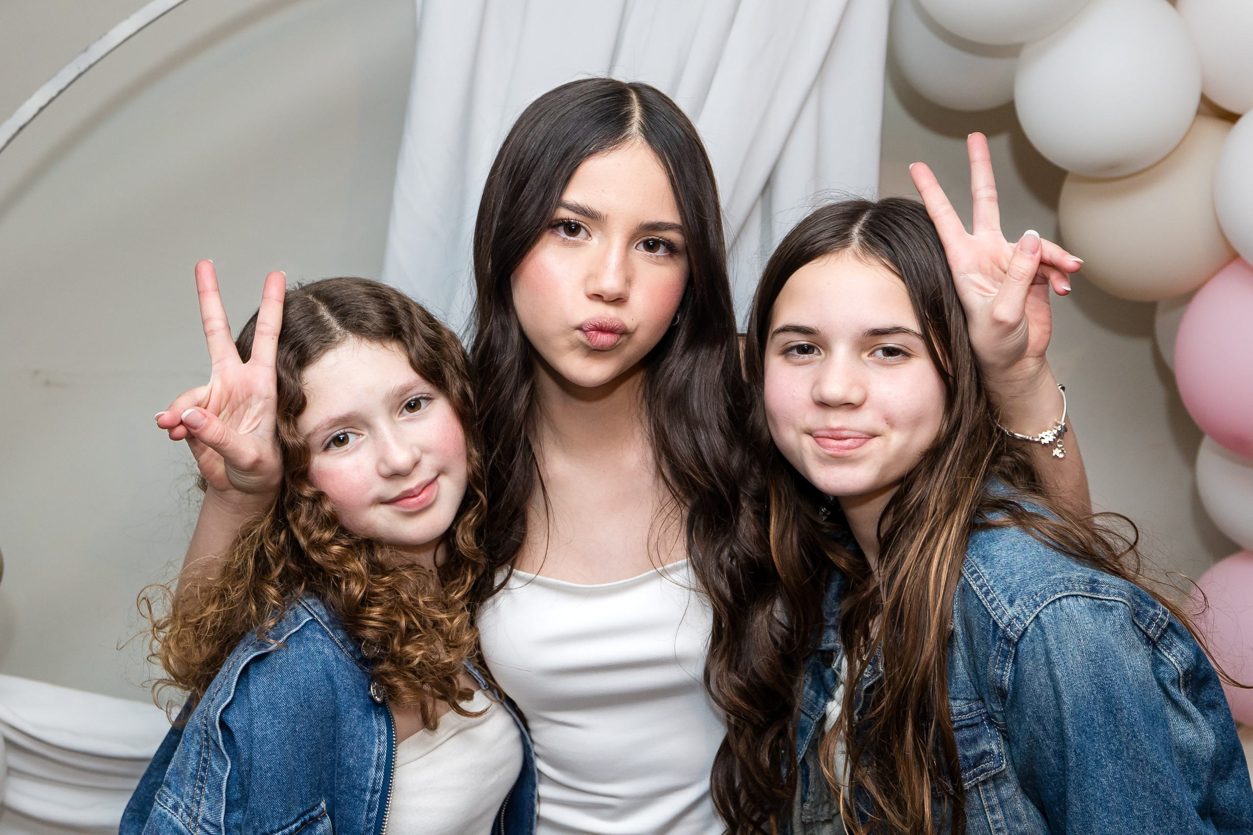 Noya. AMIR BUCHNIK PHOTOGRAPHER