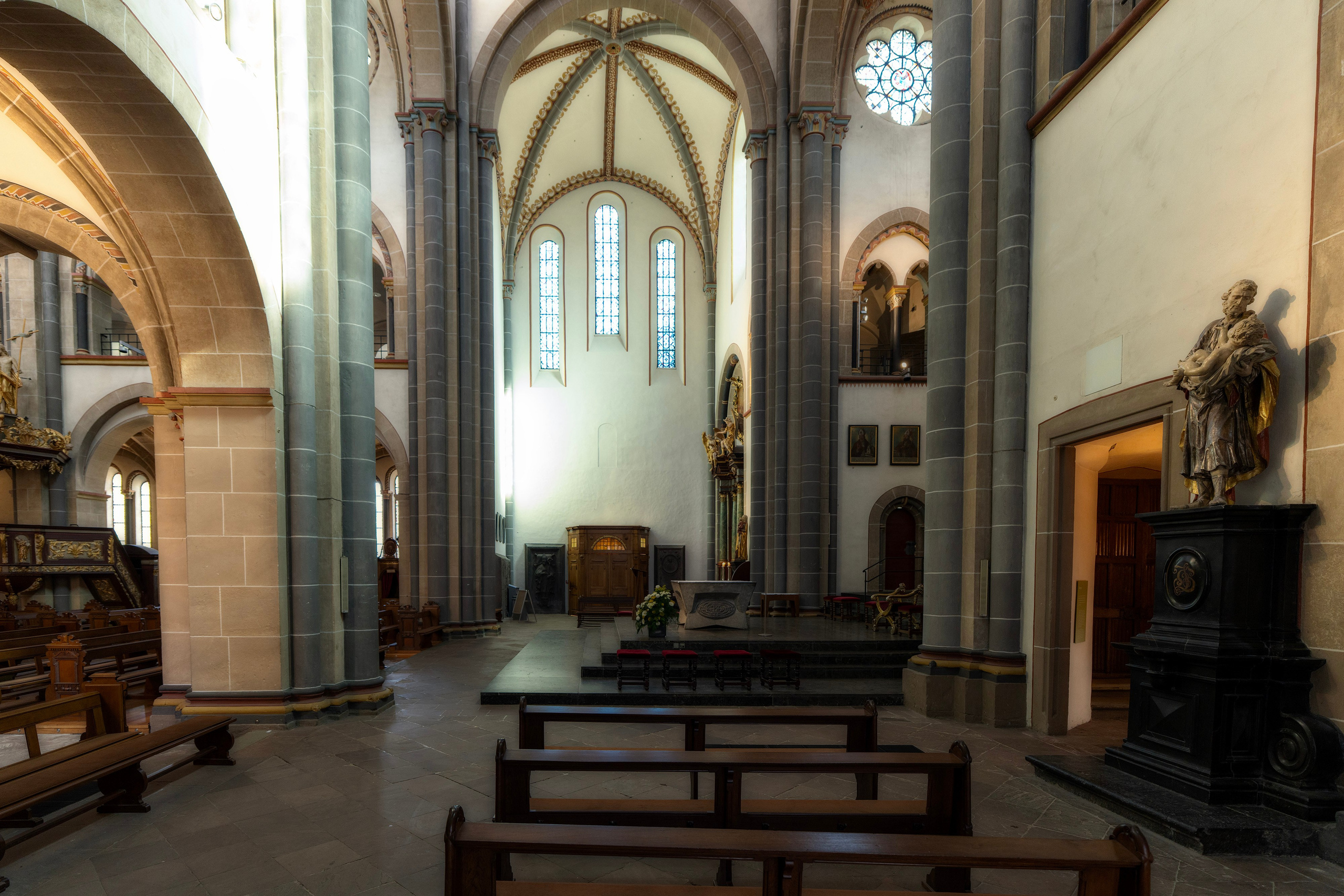 KIRCHE WERDEN. LUKIN IGOR Photography