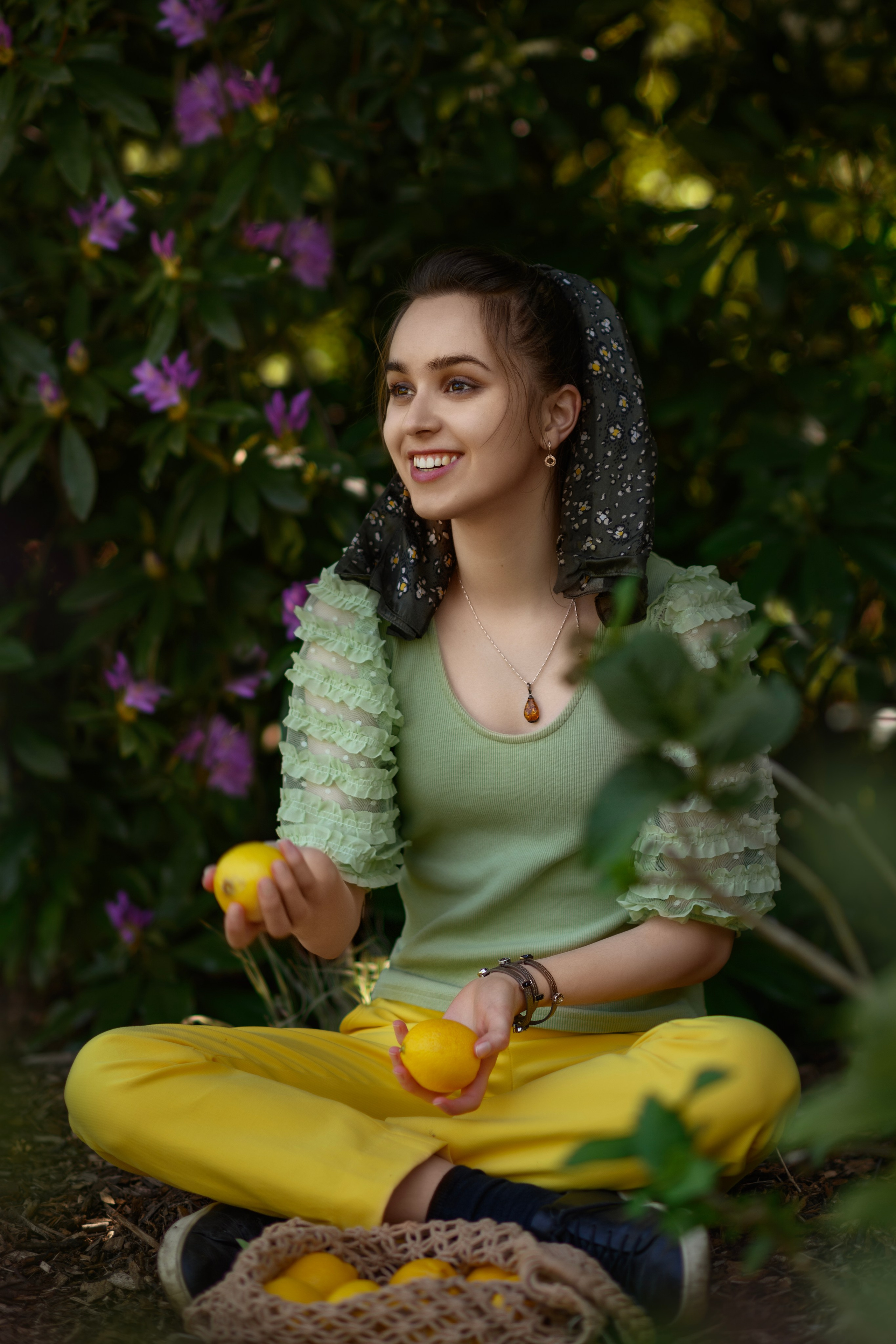 Spring time. Wedding & portrait photography in the Seattle Area. Helen Michelle photographer