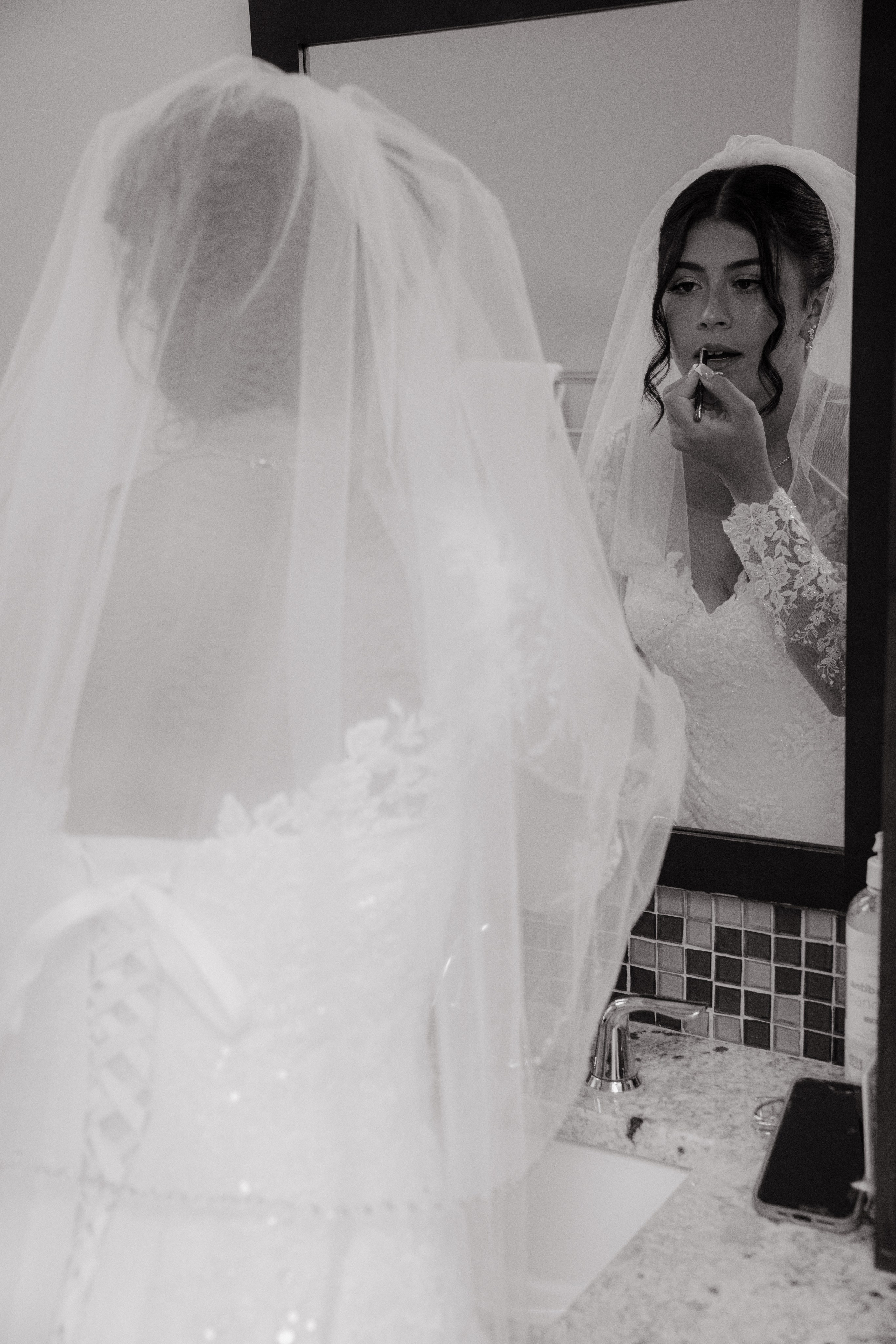 Arianna and Cristopher | Intimate Wedding. Photographer in Washington Sophia D
