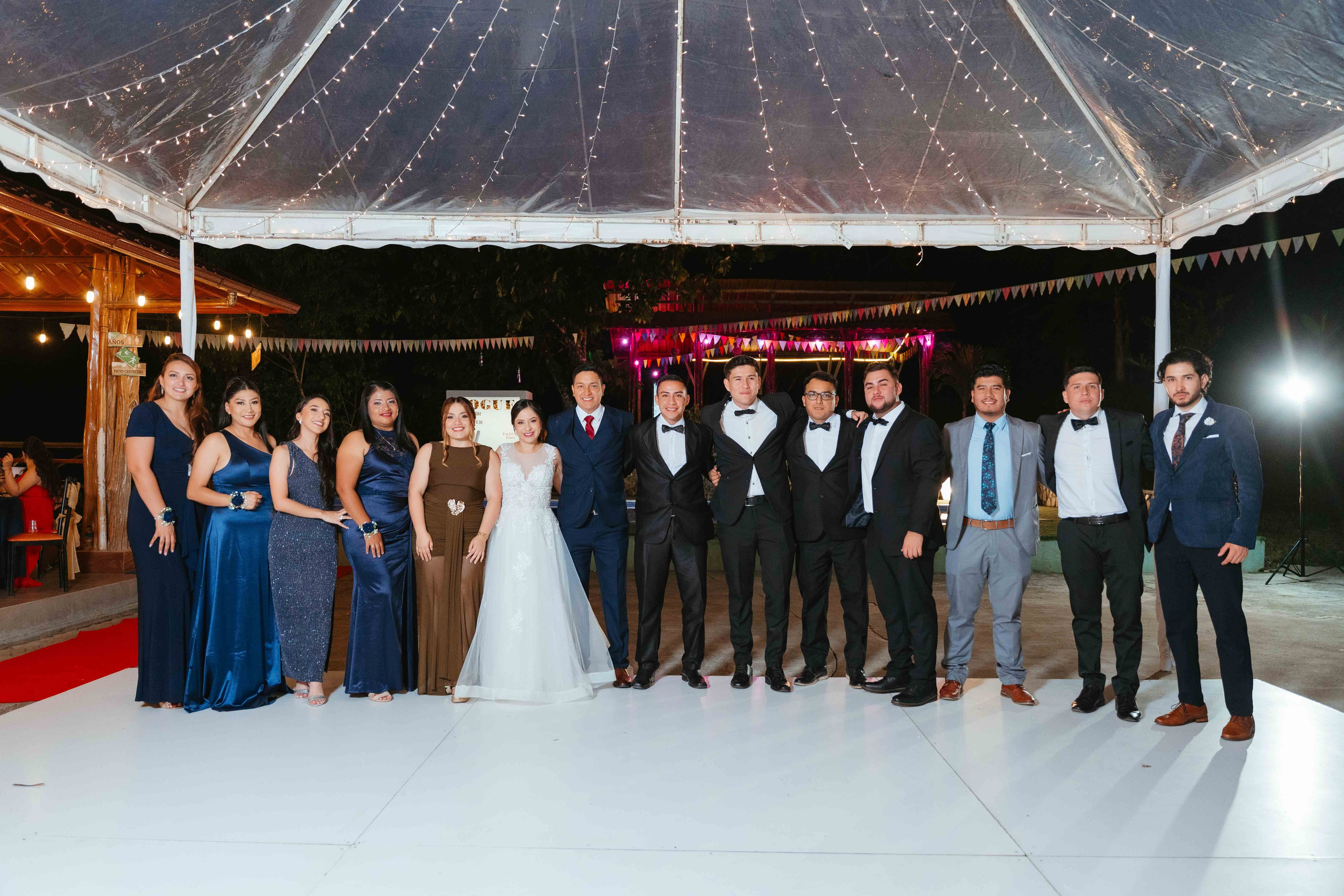 Jennifer y Vladimir. Fotógrafo de bodas en Loja Ecuador | Piero Alvarez PH