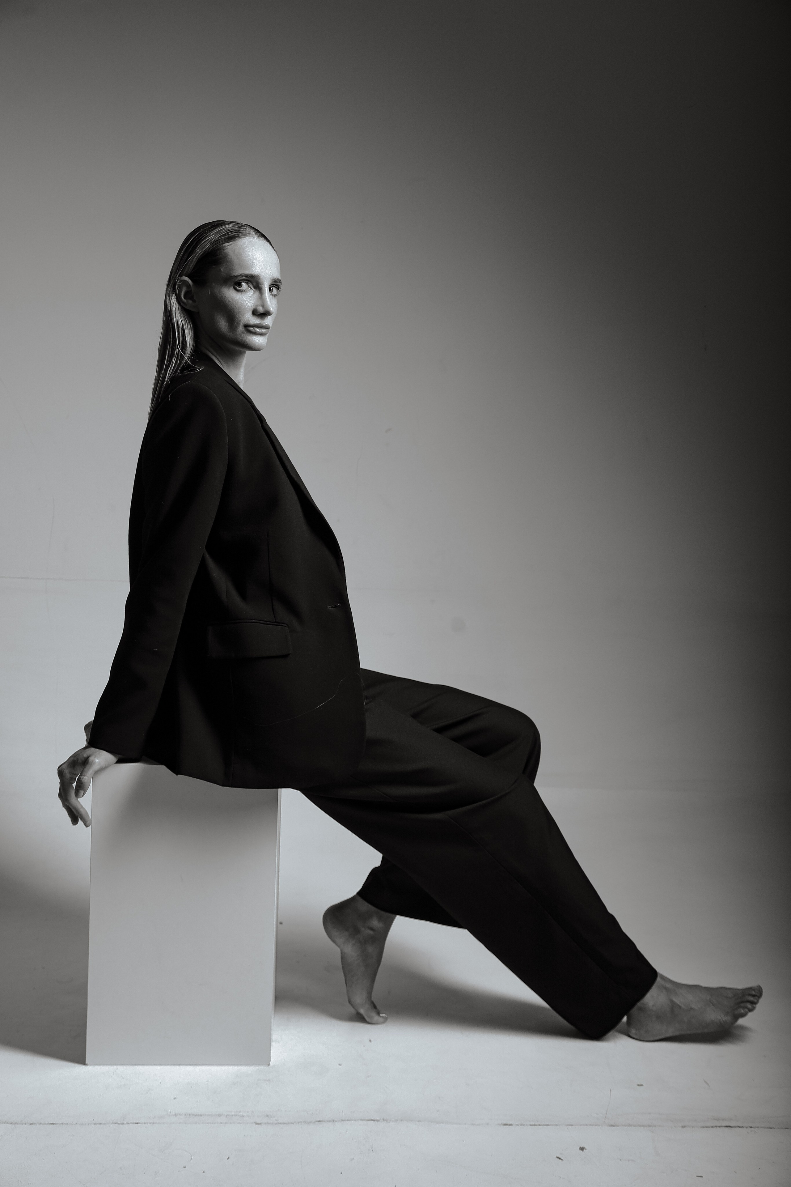 Sara. Yuri Cezar